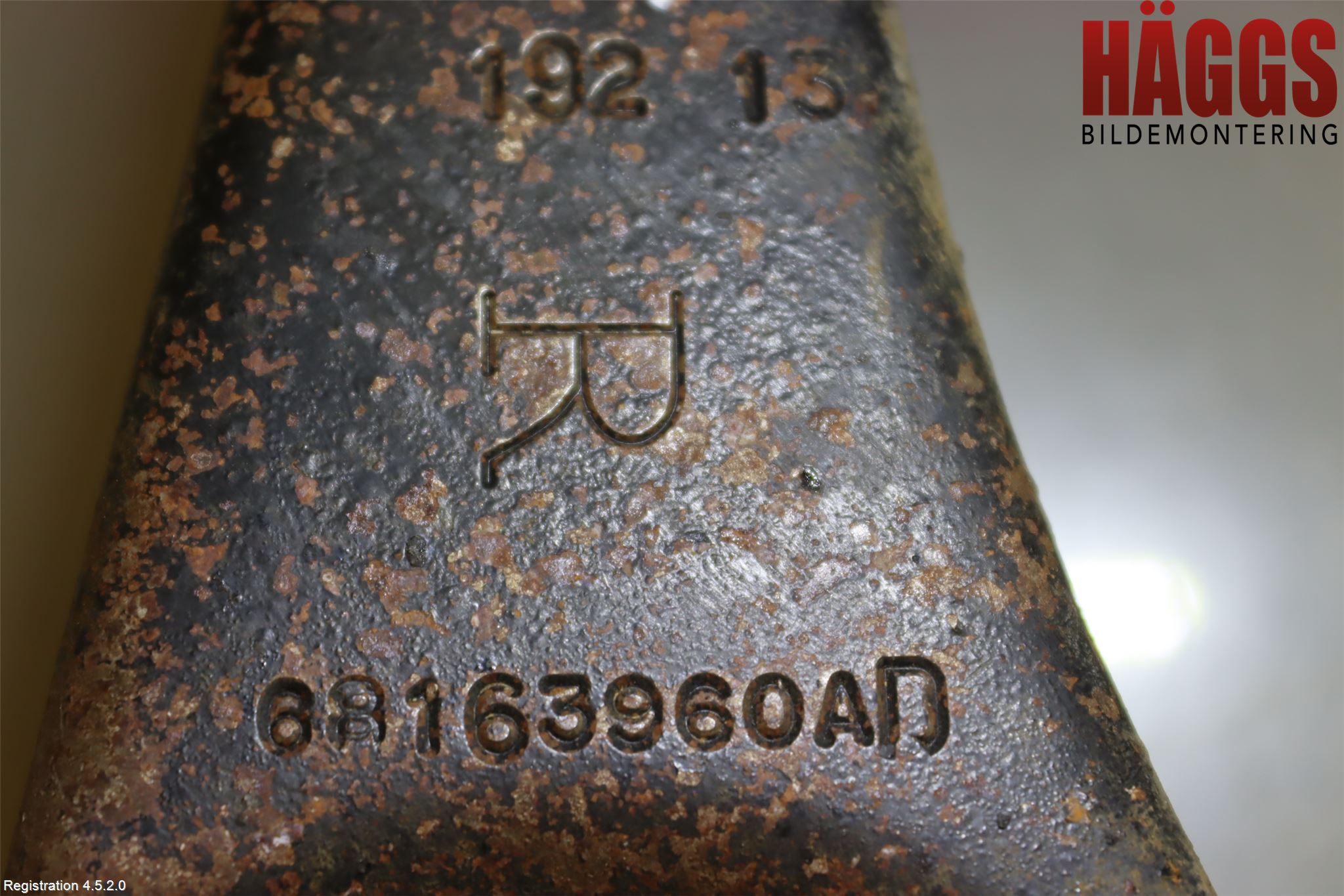 Dodge PICK UP RAM 81- Bärarm Fram Övre Hö