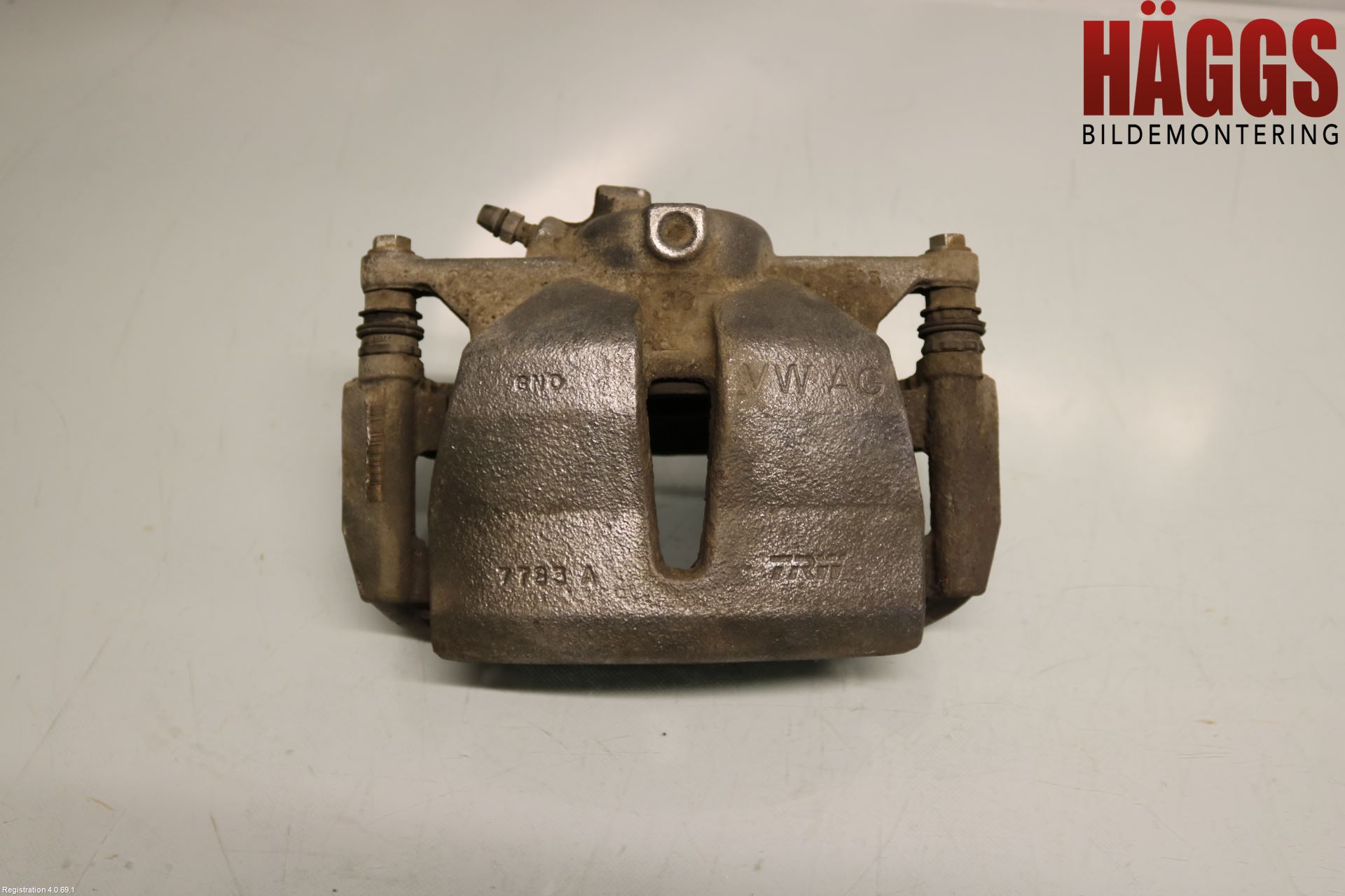 Volkswagen VW PASSAT 15-19 Bromsok Fram Höger