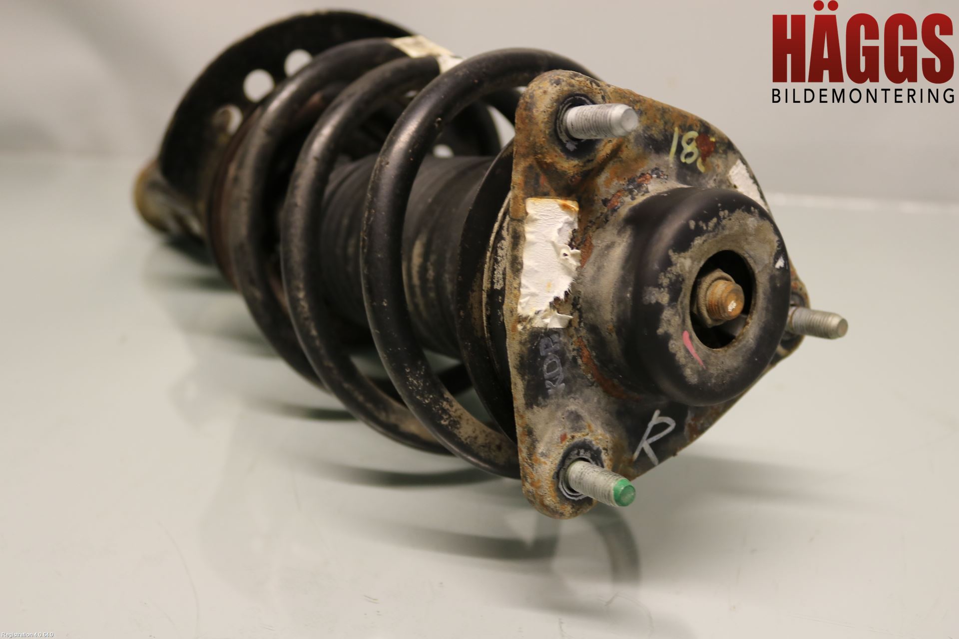 Hyundai i40 16-18 Fjäderben Fram Höger