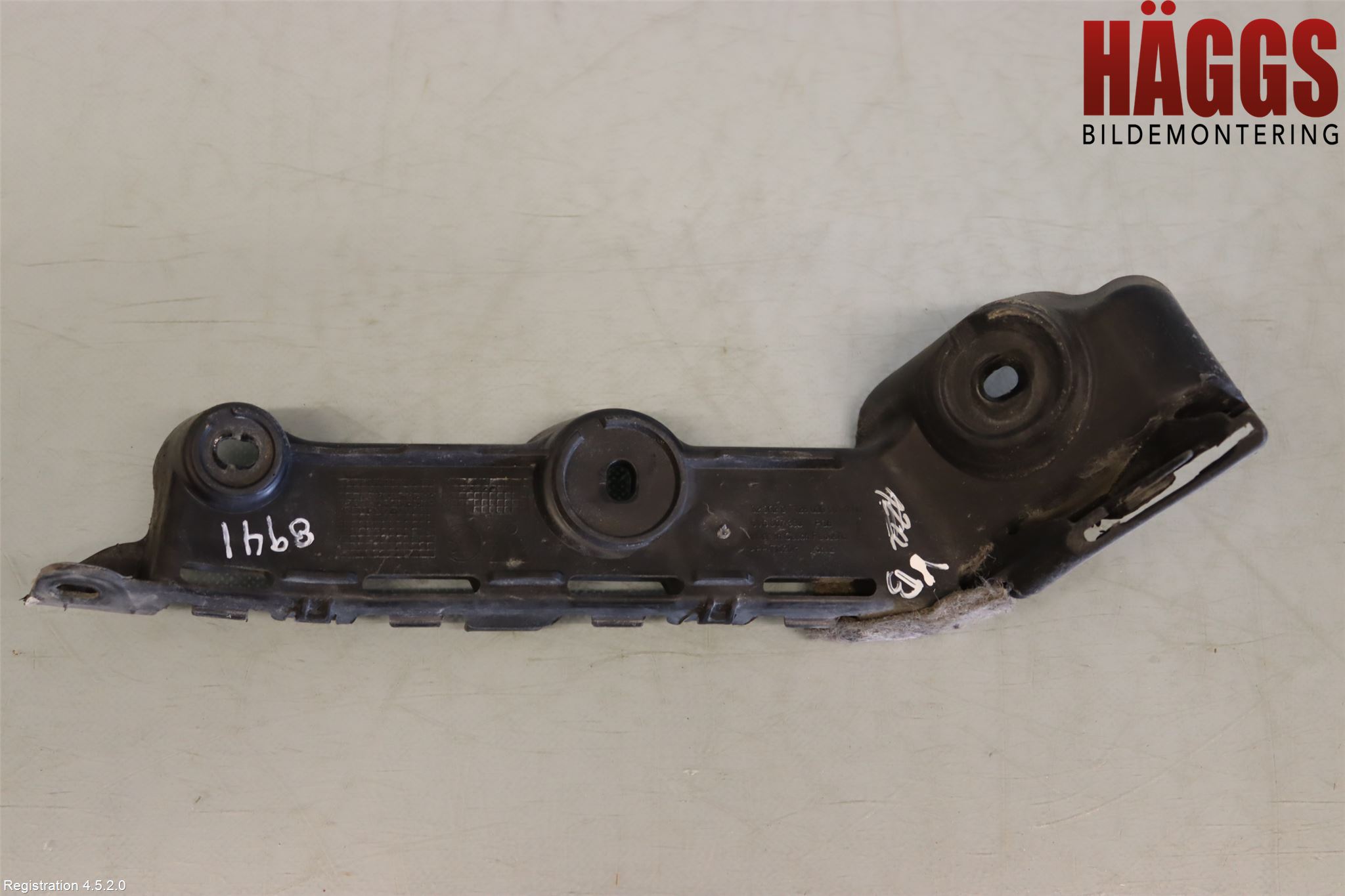 Skoda FABIA 15-21 Stötfångarfäste Bak Vä
