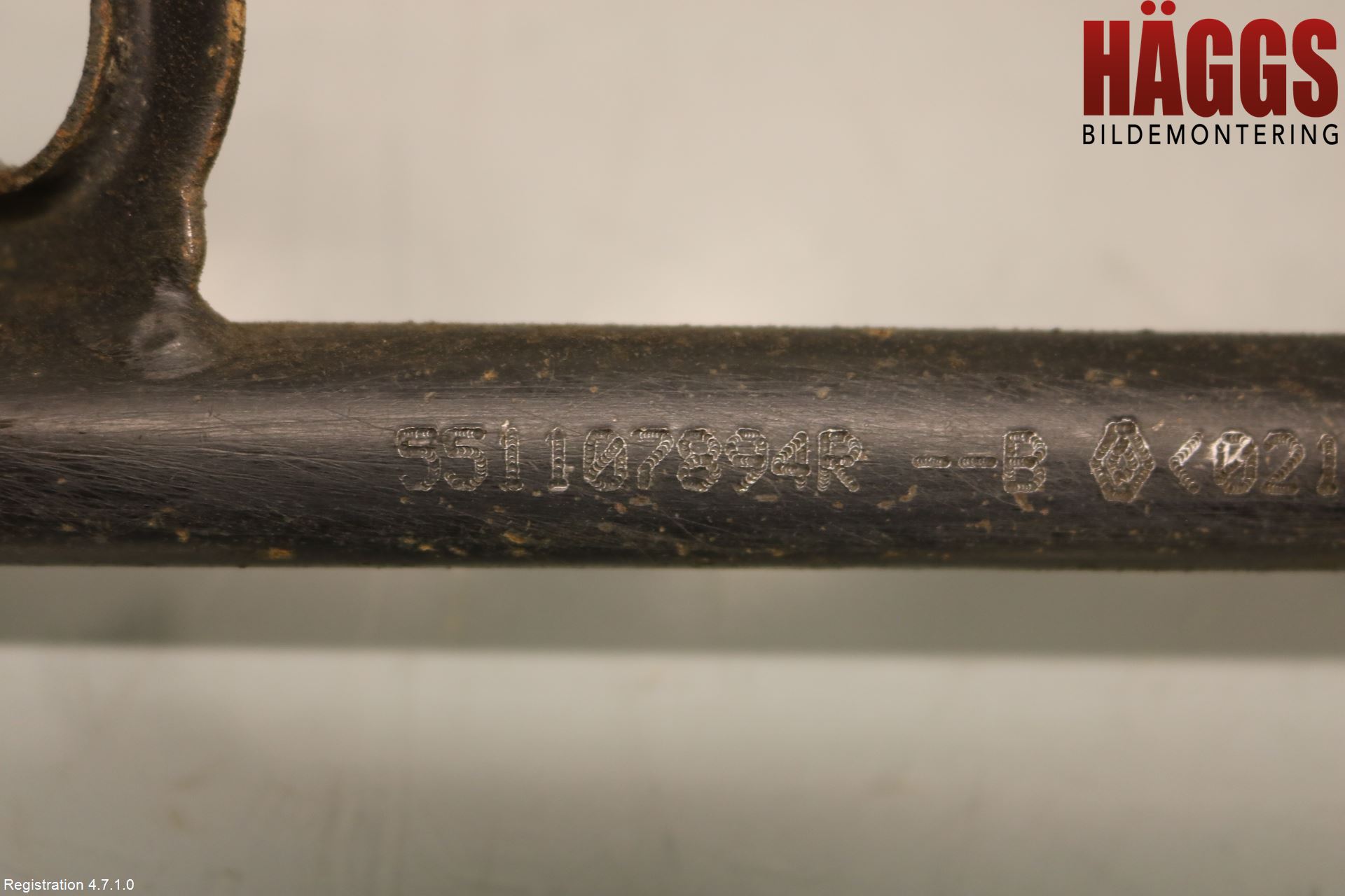 Dacia DUSTER 10-17 Bärarm Bak Höger