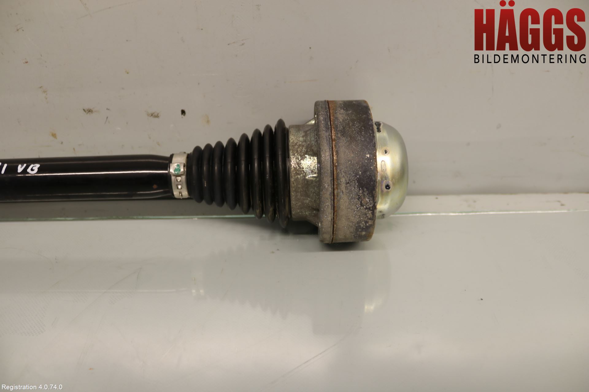 Audi A4/S4 B9 16-19 Drivaxel Bak Vänster