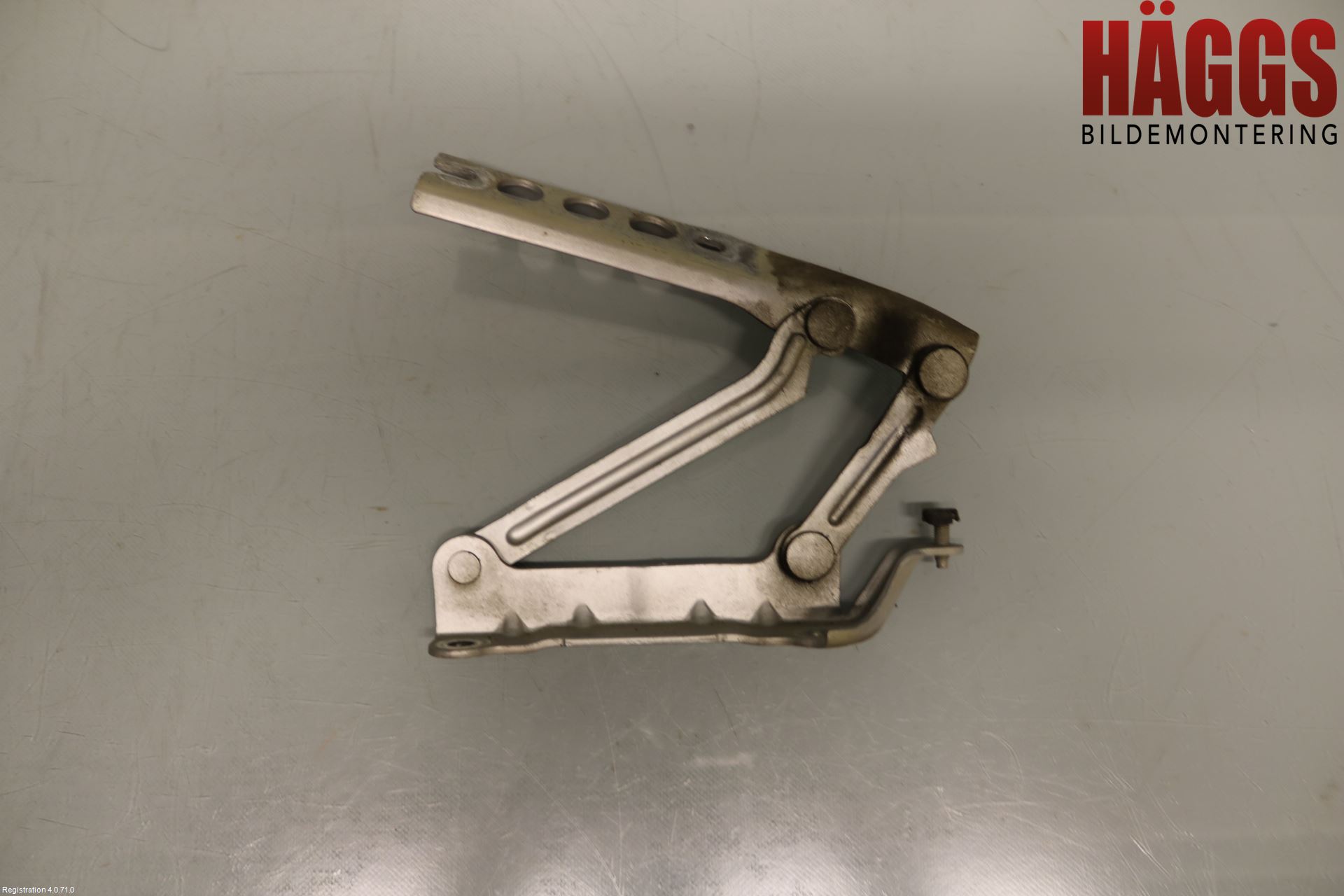 Skoda PRAKTIK Huvgångjärn