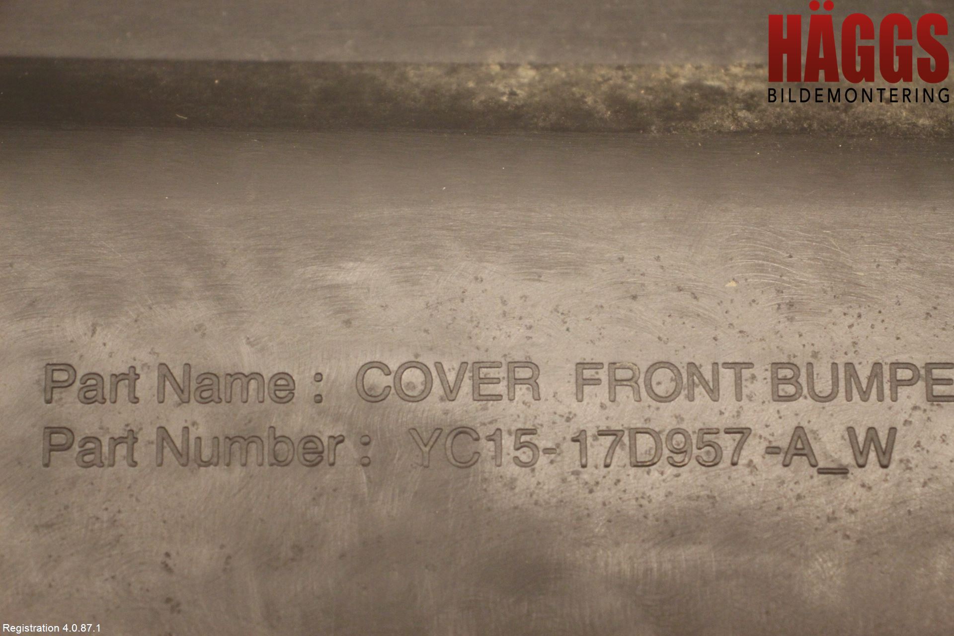 Ford TRANSIT    00-06 Stötfångardel Fram Mitt