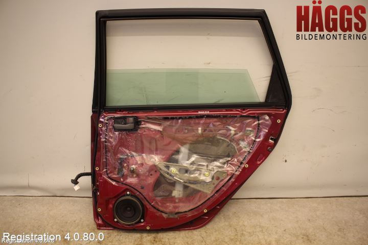 Toyota AVENSIS 98-02 Dörr Bak Höger