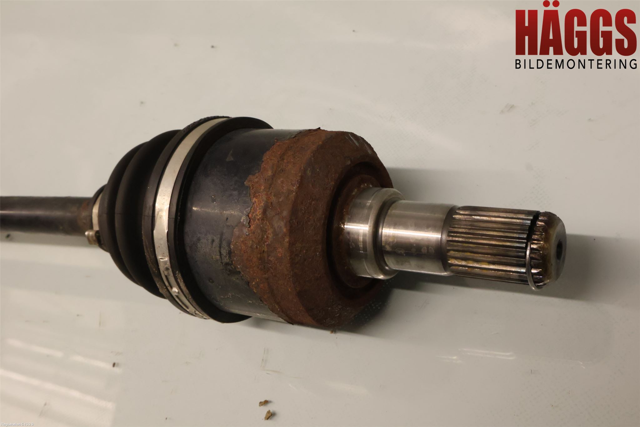 Kia SORENTO 10-14 Drivaxel Bak Vänster