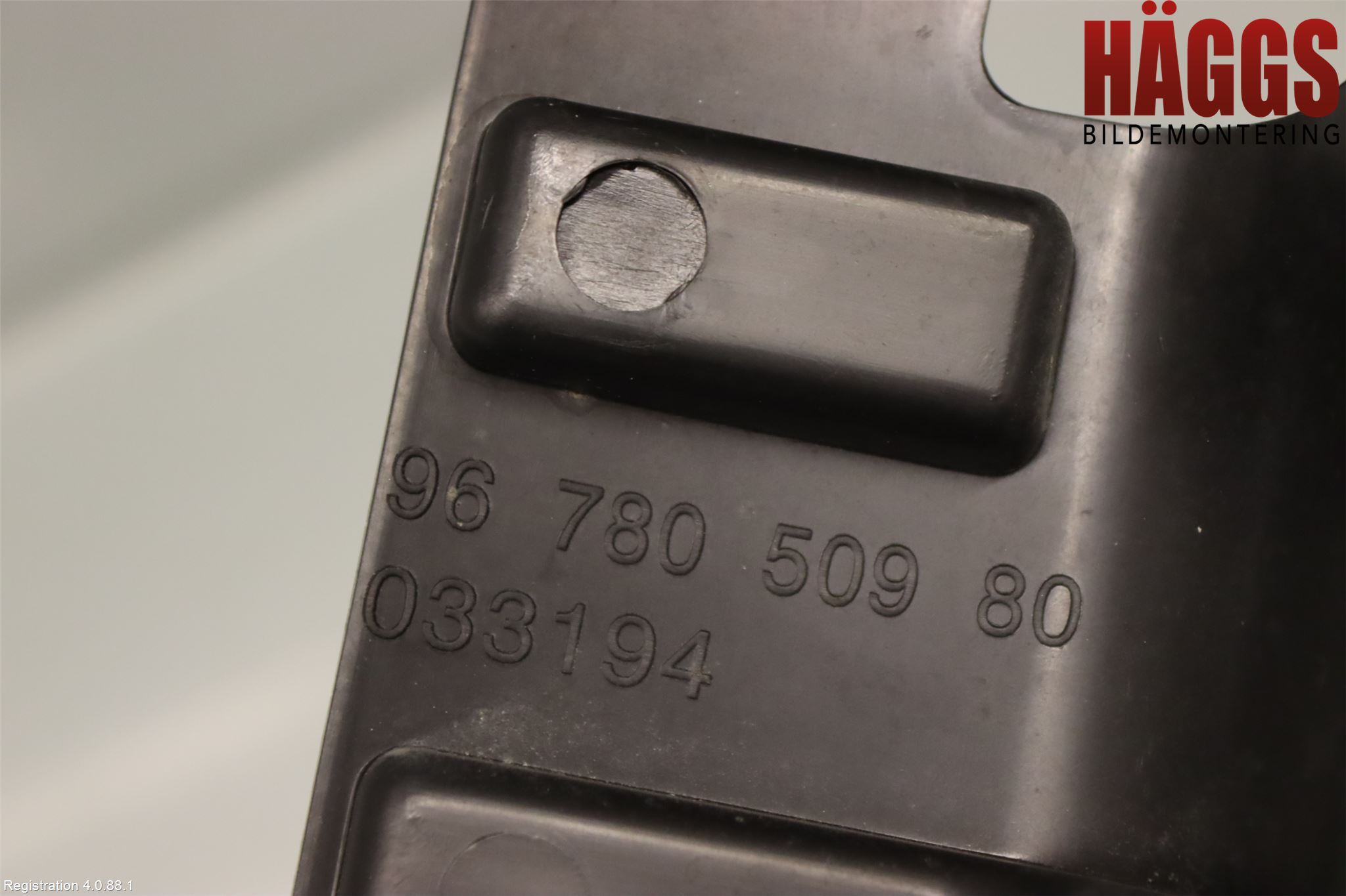 Peugeot 2008 13-20 Stötfångare Deformelement Bak