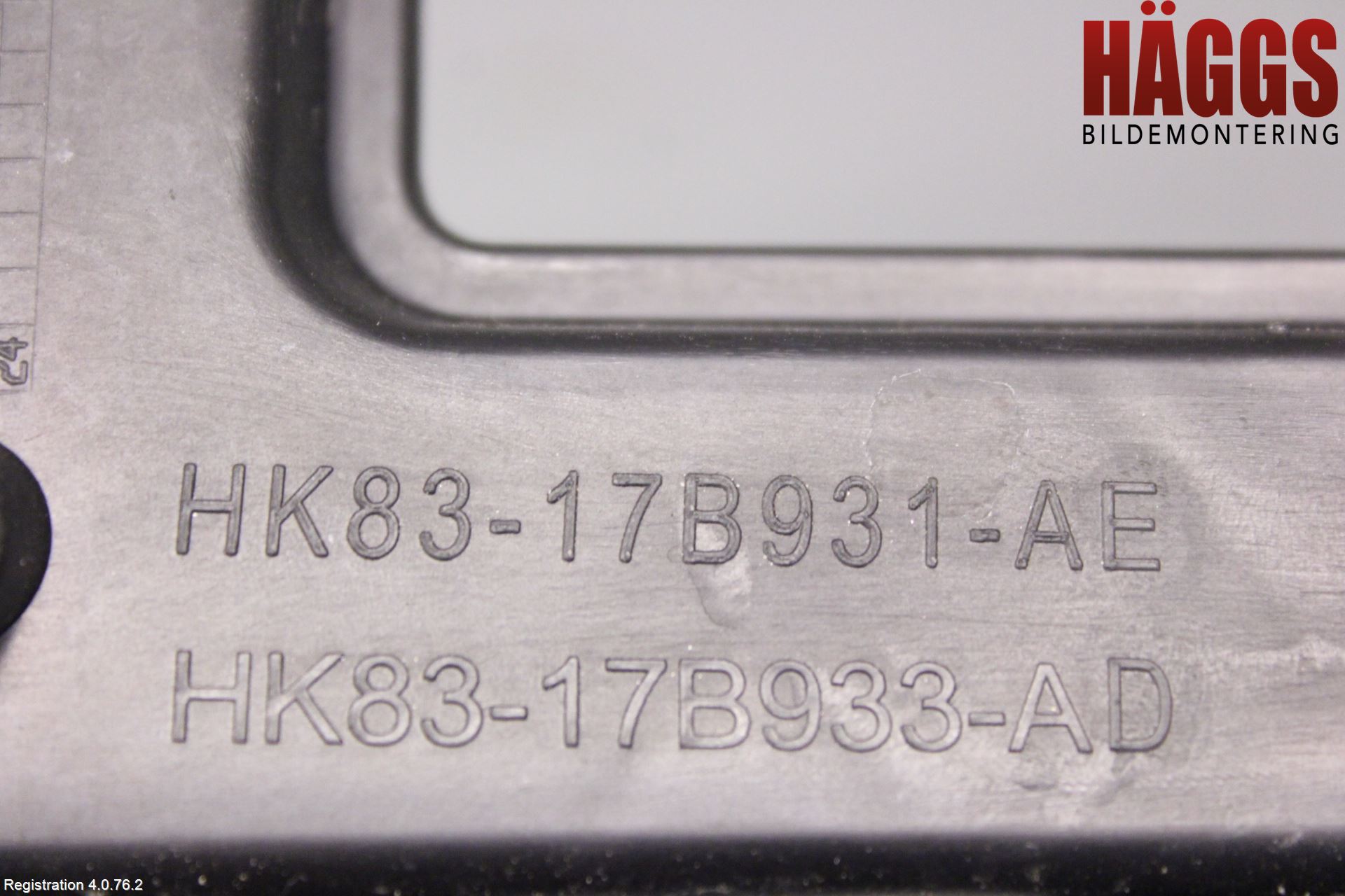 Jaguar F-PACE Stötfångarfäste Bak Vä