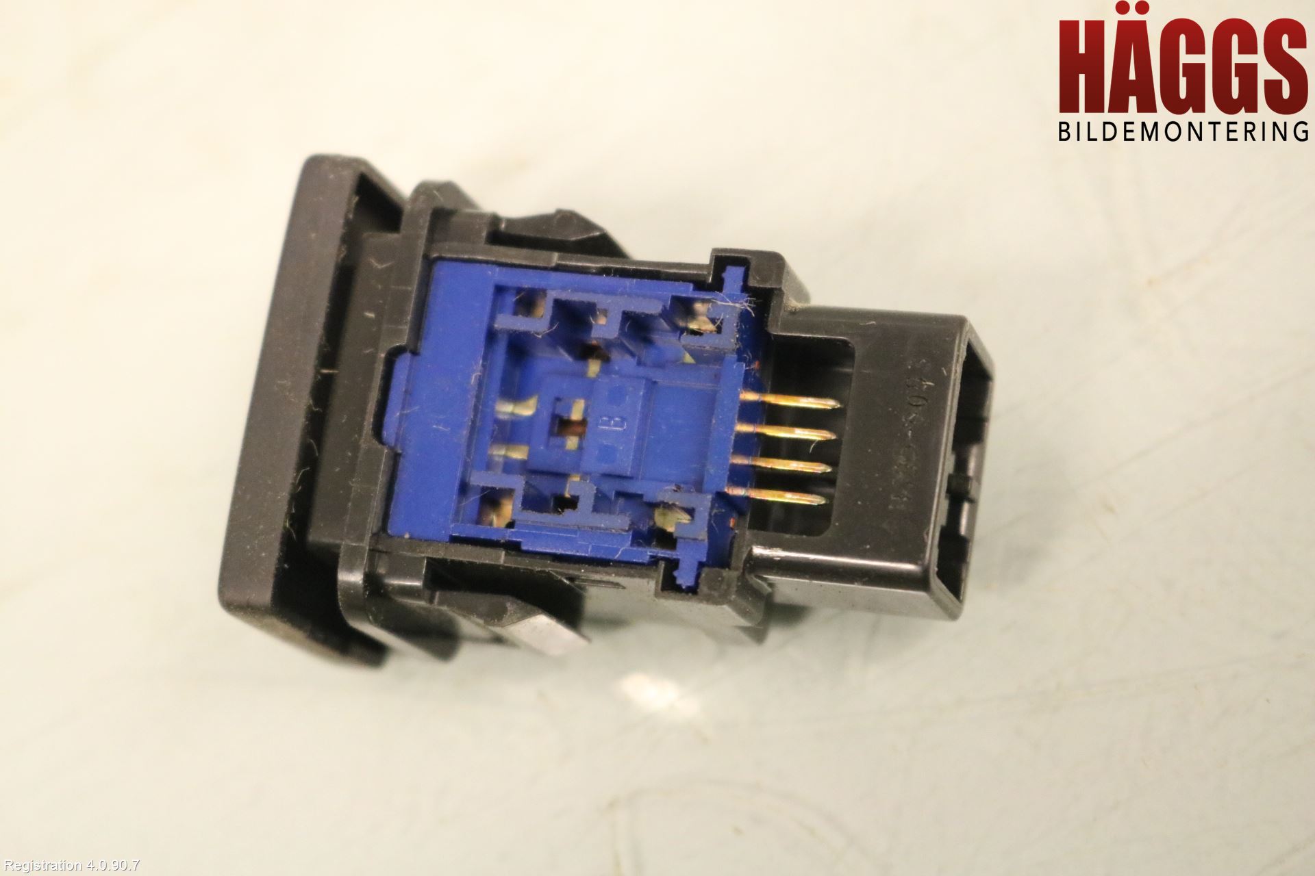 Toyota HILUX 16- Strömställare Diffspärr