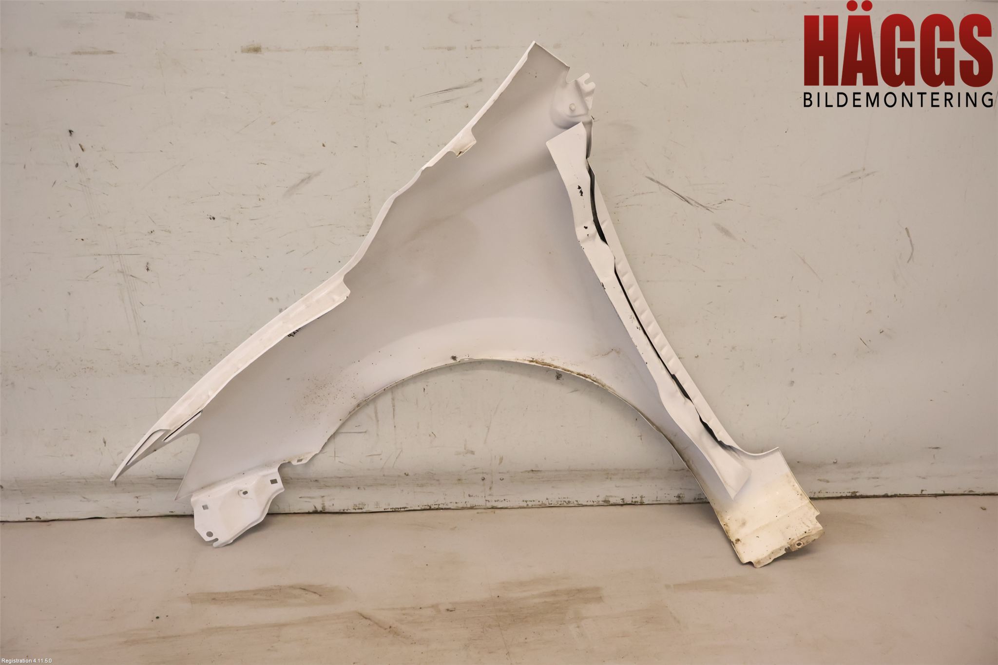 Nissan PULSAR Skärm Fram Höger