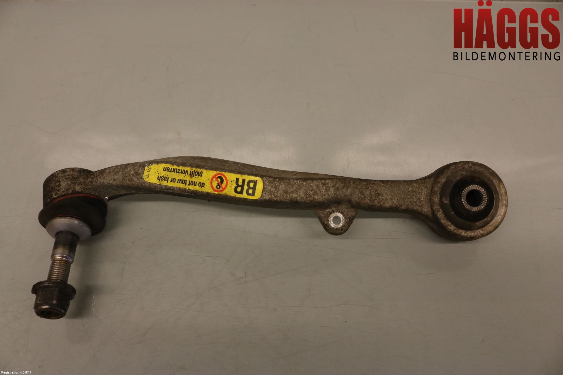 BMW 5 E60/61 Sed/Tou 02-10 Bärarm Fram Undre Hö