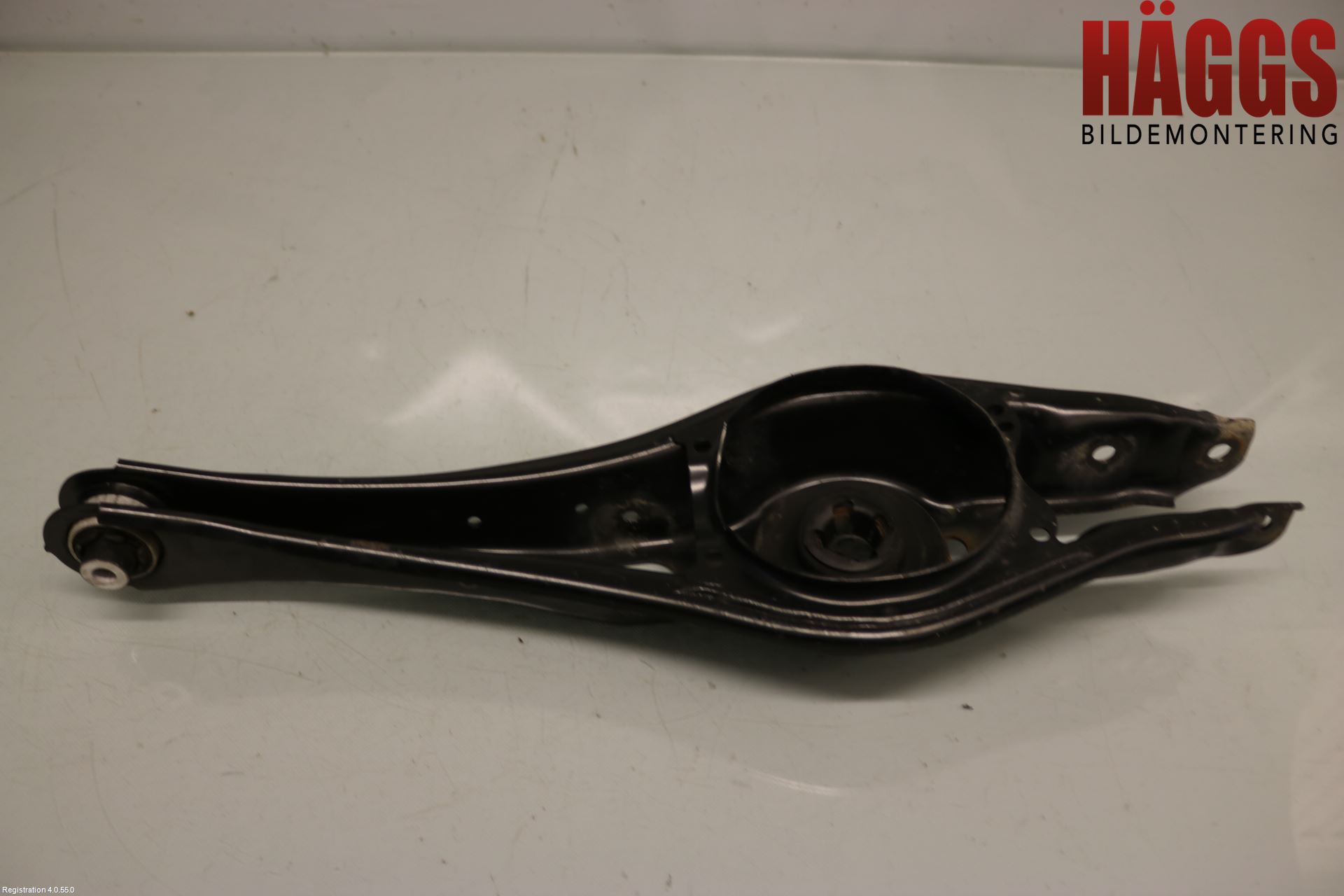 Volkswagen VW PASSAT 15-19 Bärarm Bak Vänster