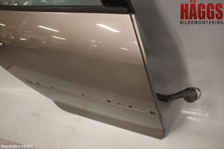 Peugeot 407 Dörr Bak Höger