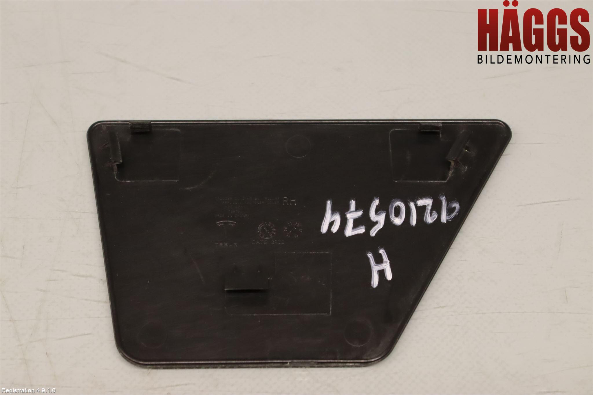 Tesla MODEL 3 17- List Hö