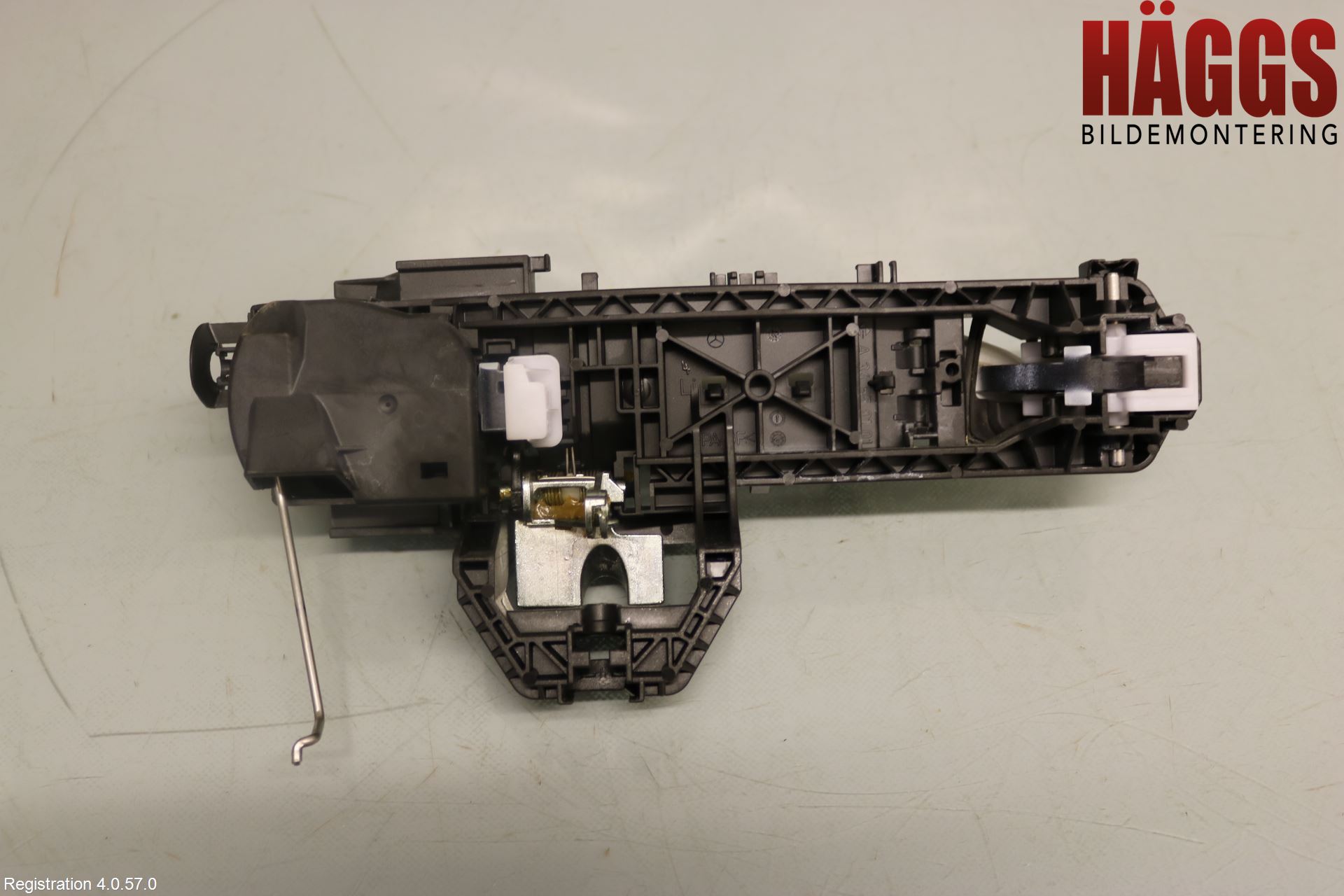 Mercedes-Benz MB C-KLASS (W204) 07-15 Dörrhandtag Yttre Vä