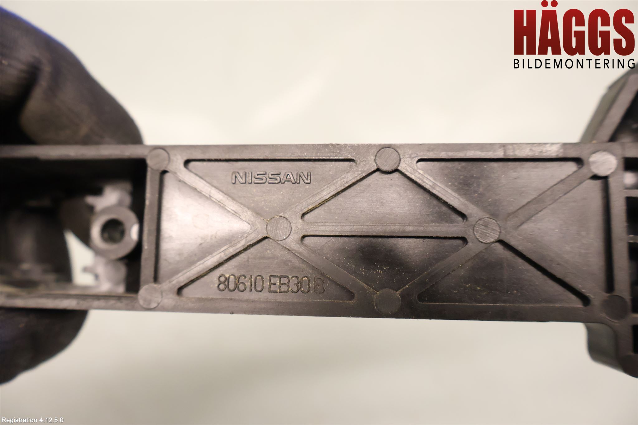 Nissan NAVARA 05-16 Dörrhandtag Yttre Hö