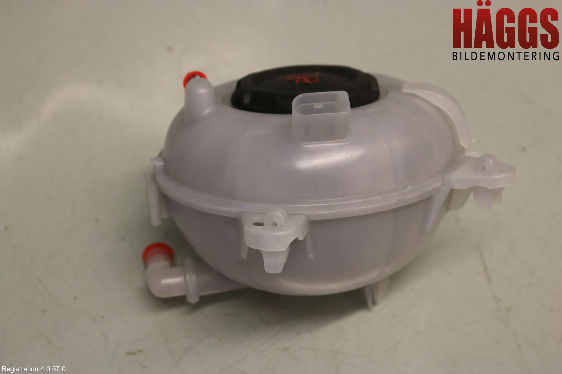 Volkswagen VW PASSAT 15-19 Expansionstank