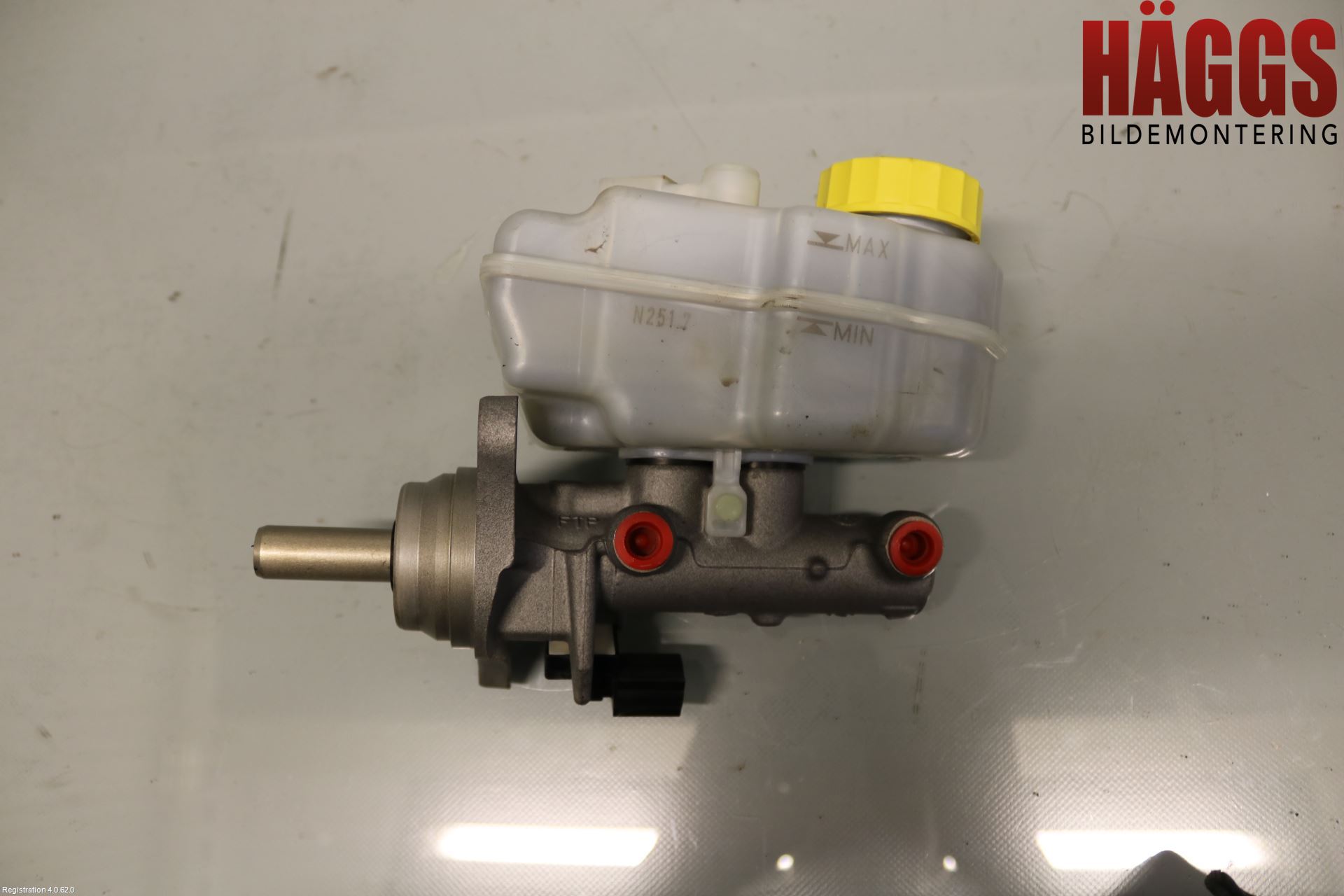 Skoda RAPID Broms Huvudcylinder