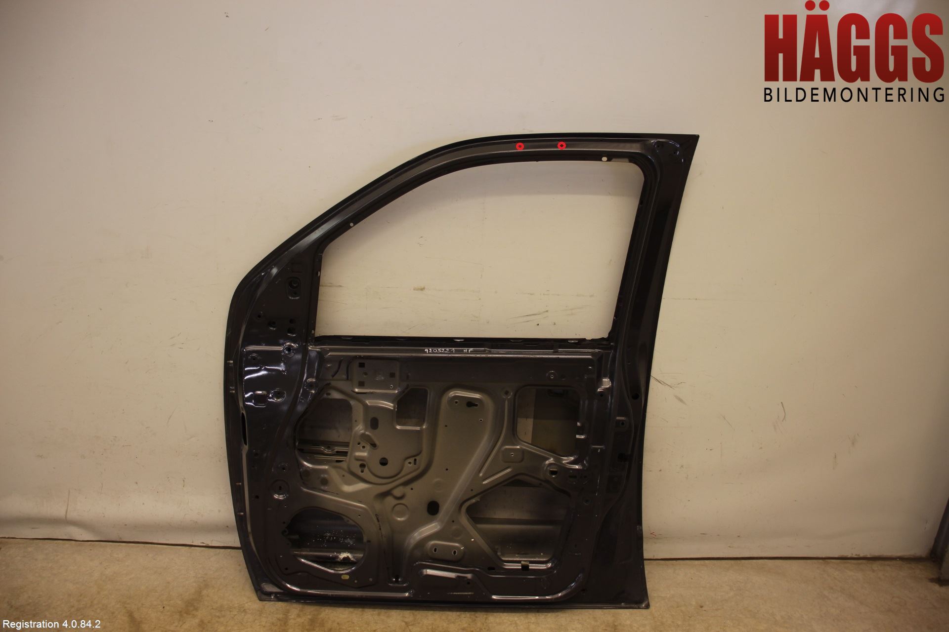 Nissan NAVARA 05-16 Dörr Fram Höger