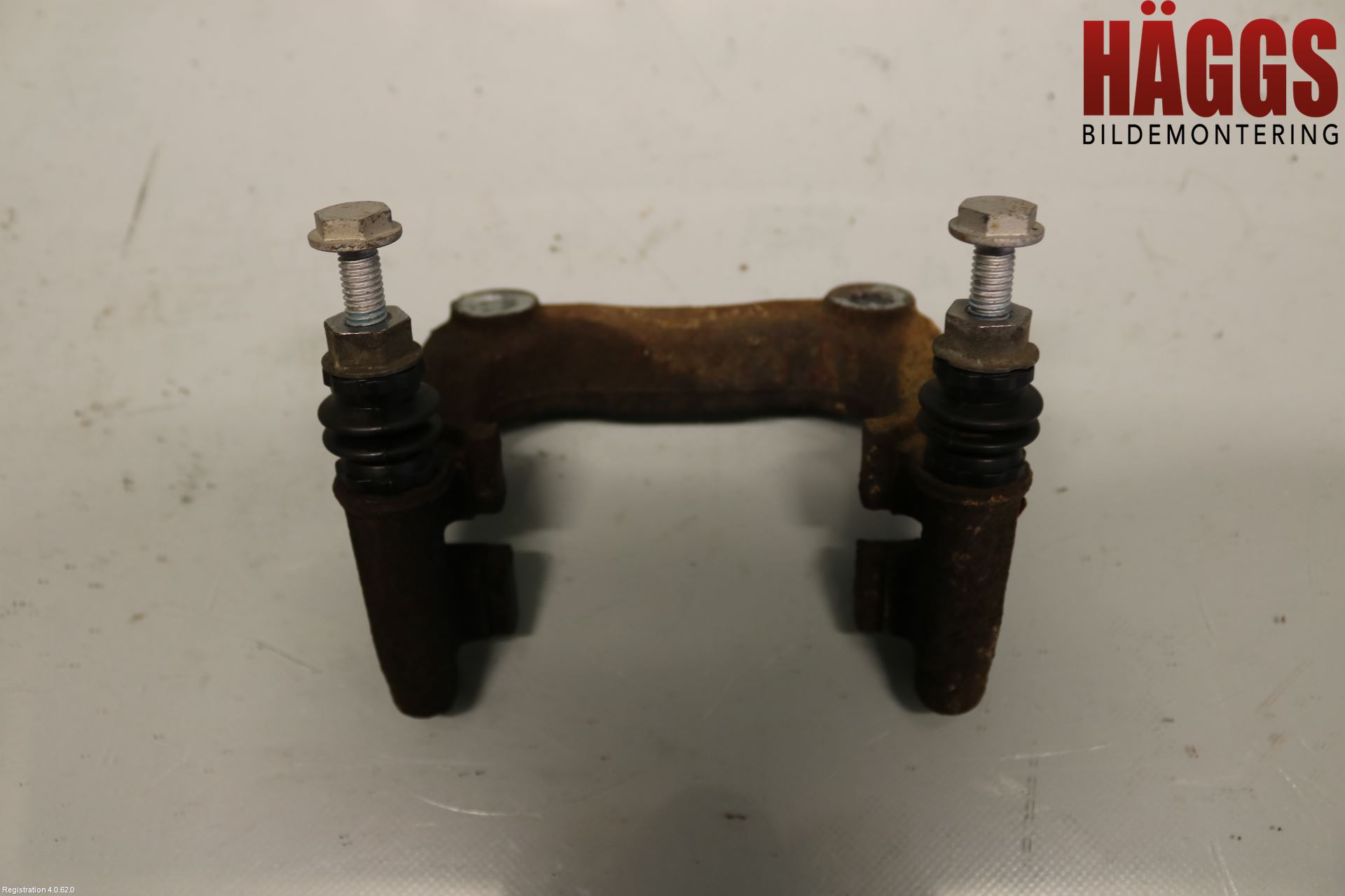 Skoda RAPID Bromsokshållare