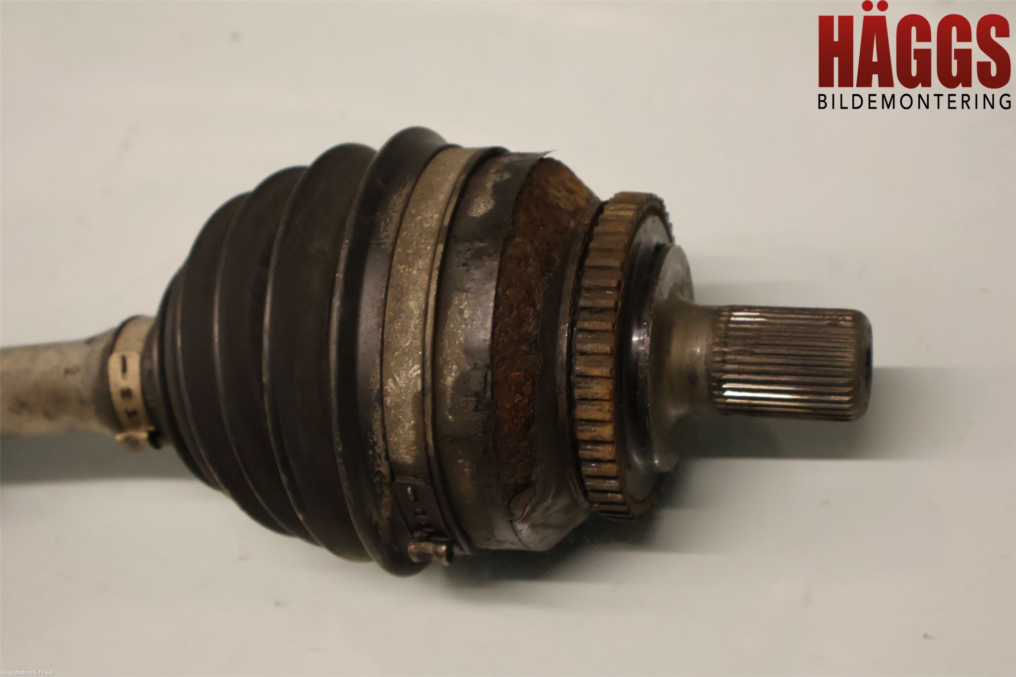 Volvo V70 00-04 Drivaxel Fram Höger