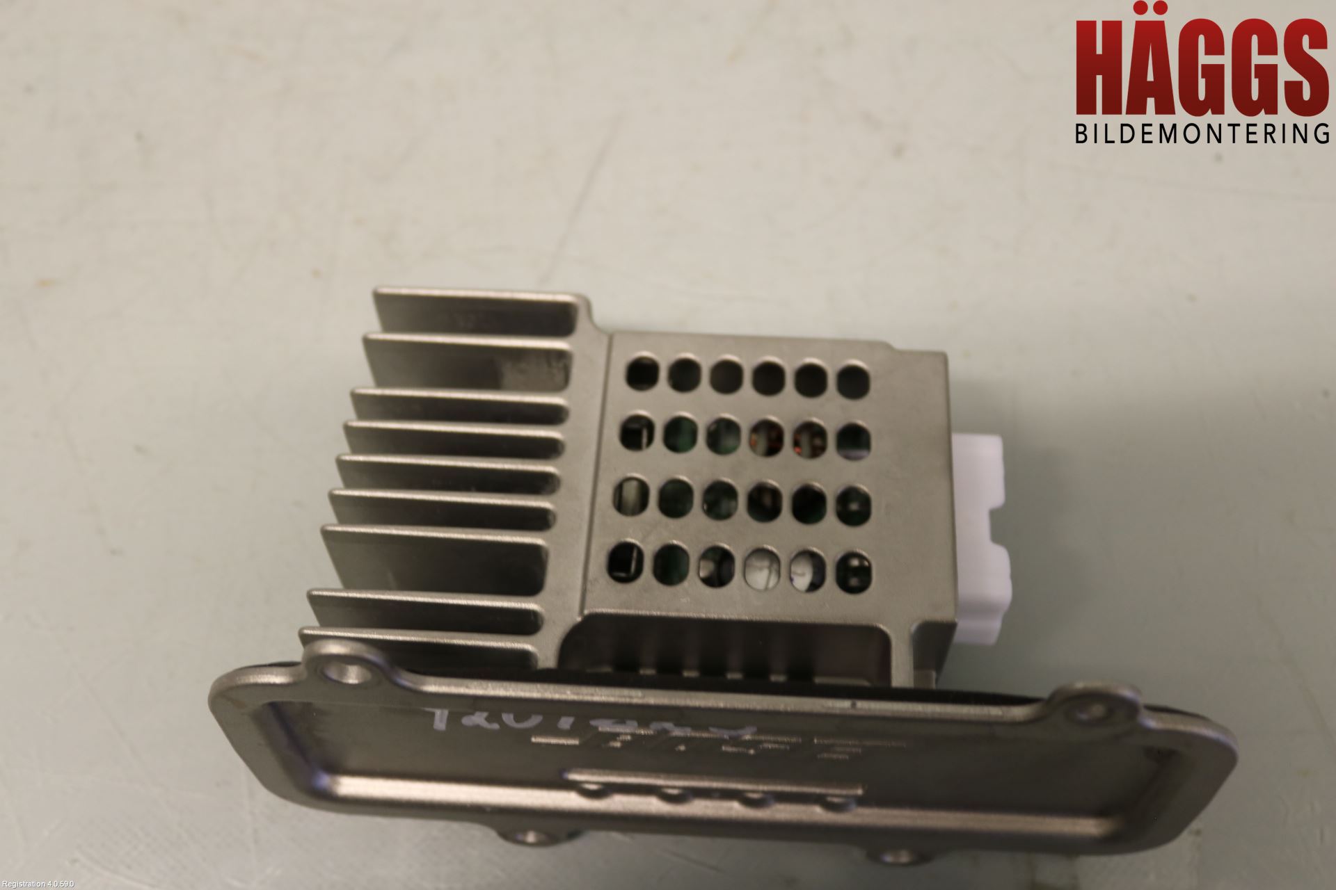 Nissan NAVARA 05-16 Radio-Stereo Förstärkare