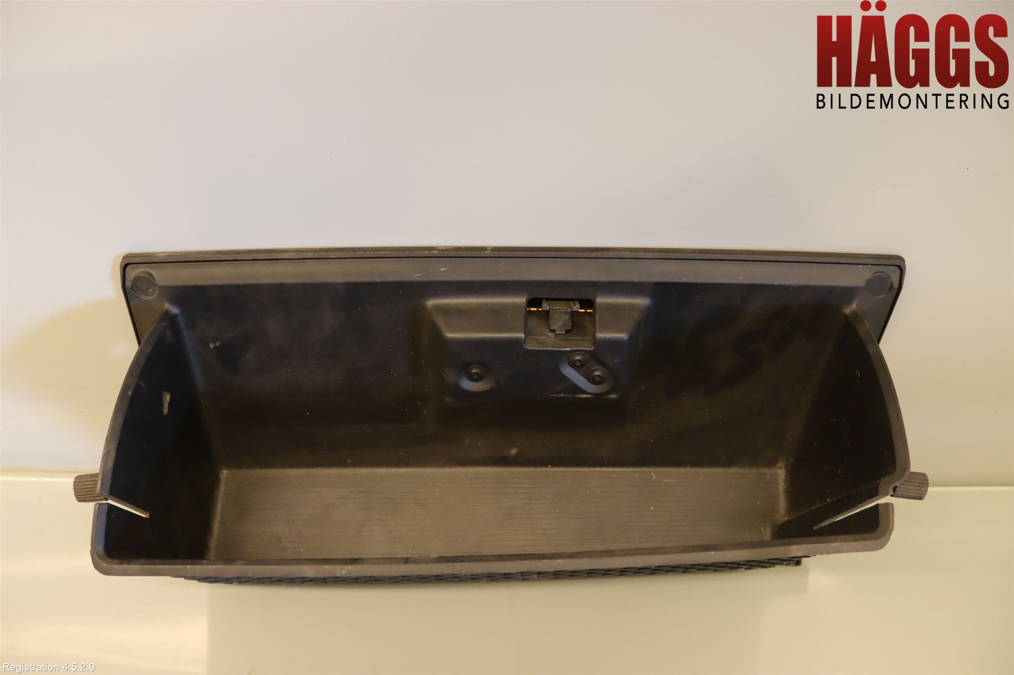 Dodge PICK UP RAM 81- Handskfack