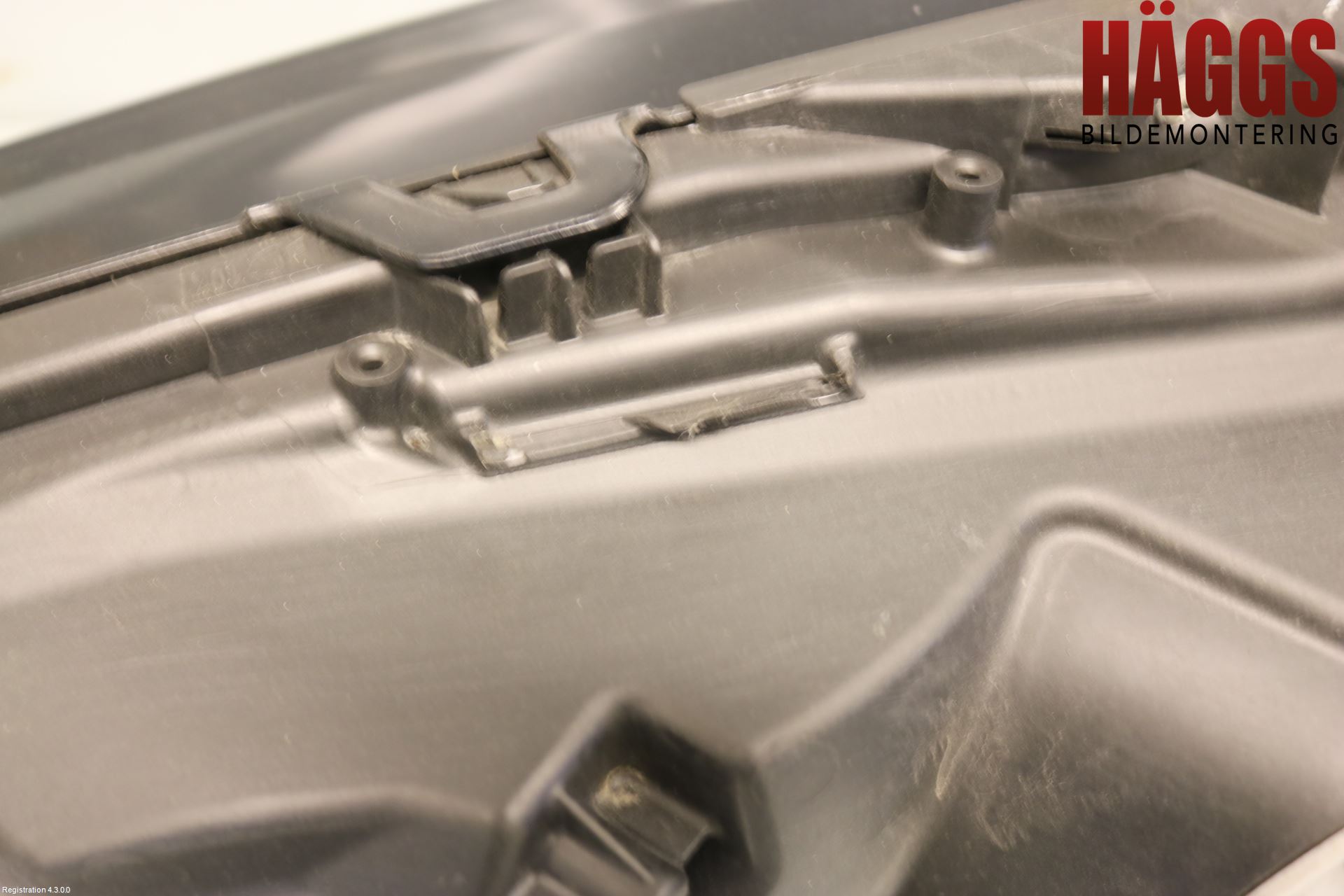 Lexus NX 300h 15-21 Strålkastare Höger