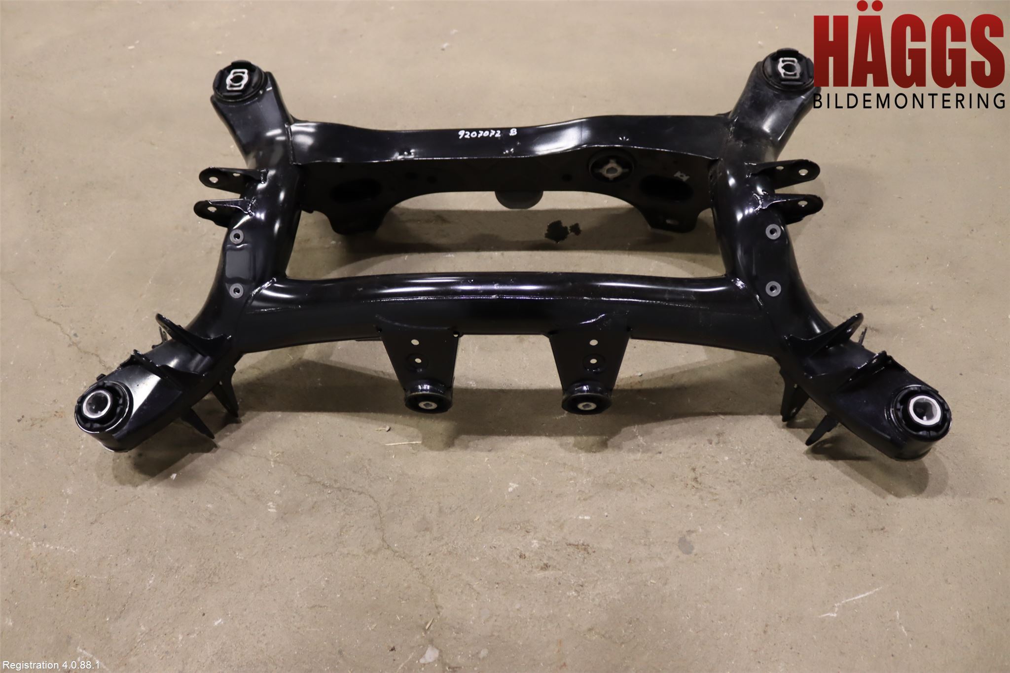 BMW 3 G20/G21/G80/G81 19- Bakaxelbalk