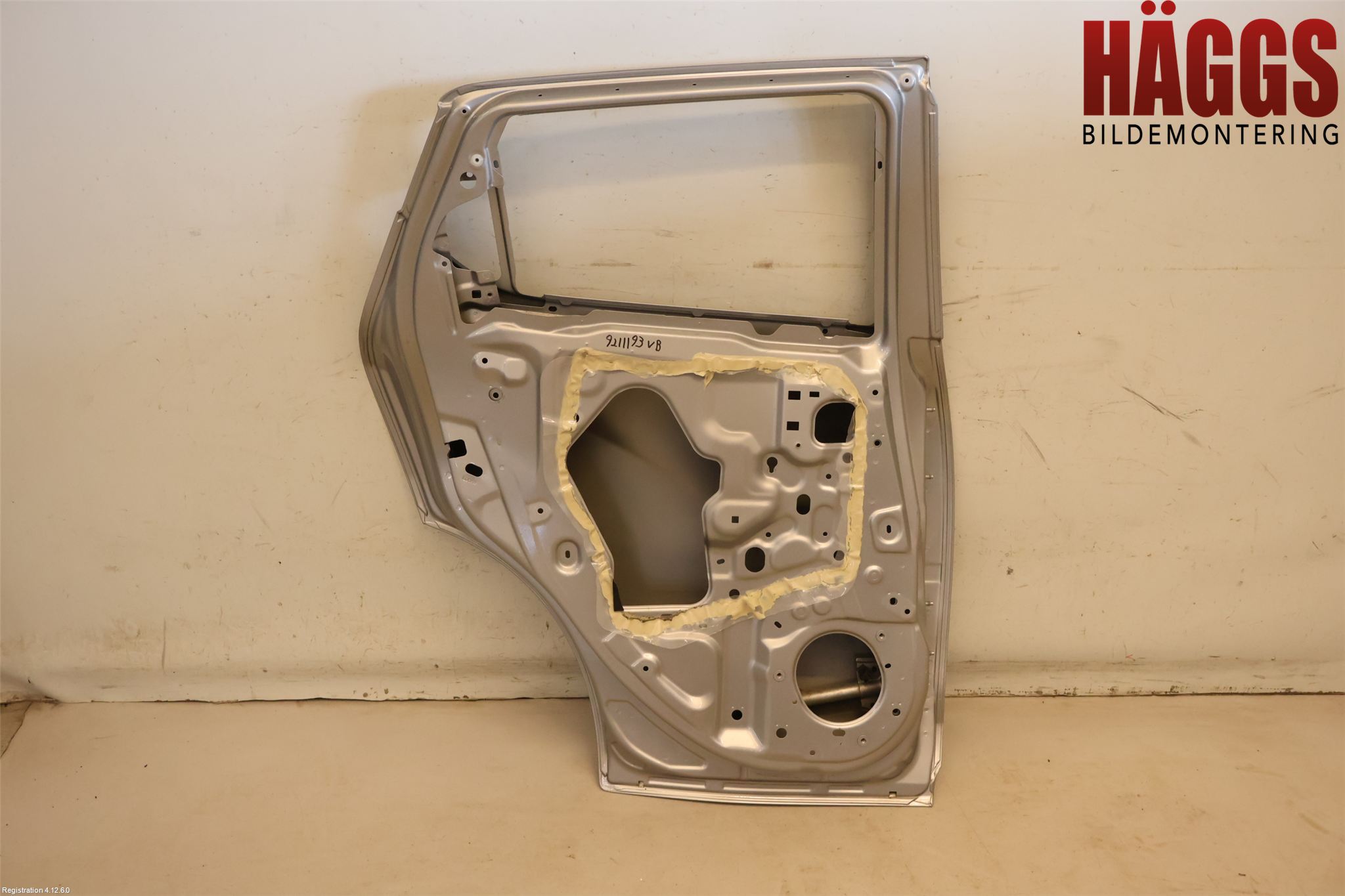 Nissan JUKE 14-19 Dörr Bak Vänster