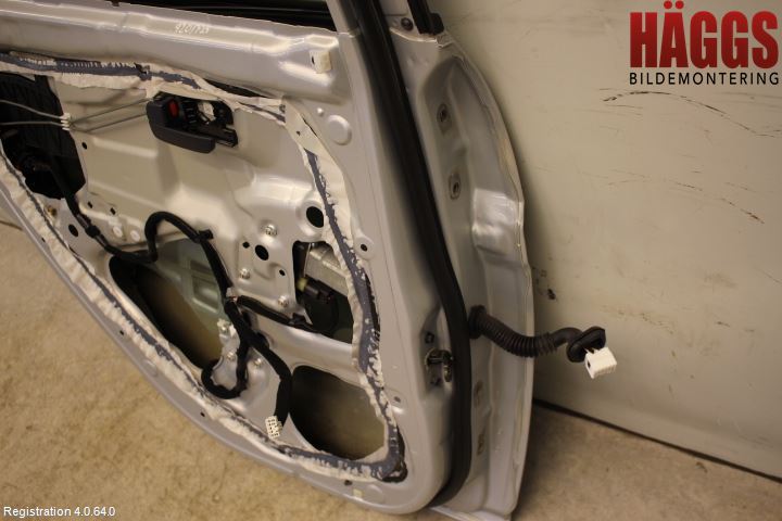Hyundai ACCENT 06-11 Dörr Bak Vänster