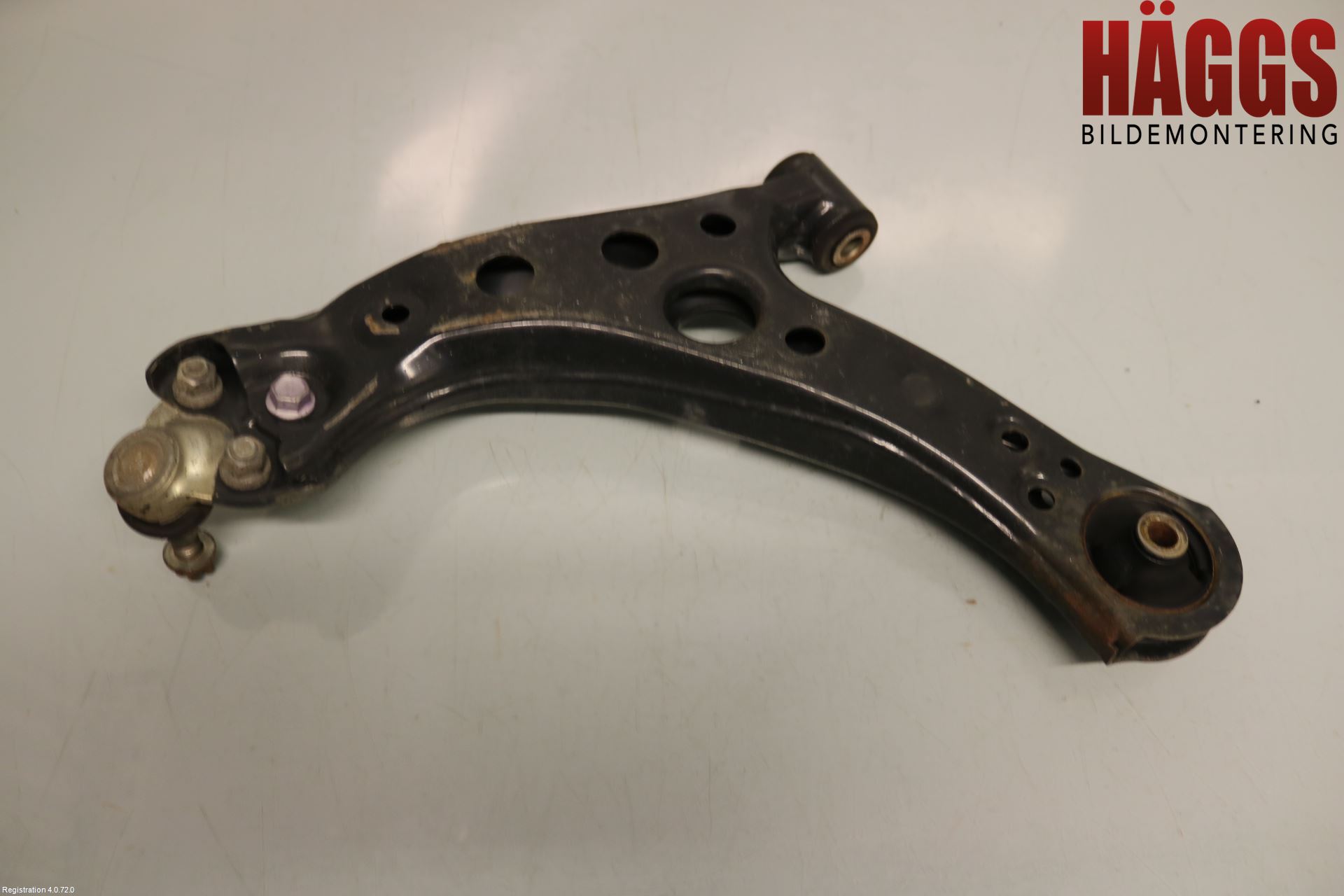 Toyota COROLLA 19- Bärarm Fram Undre Hö