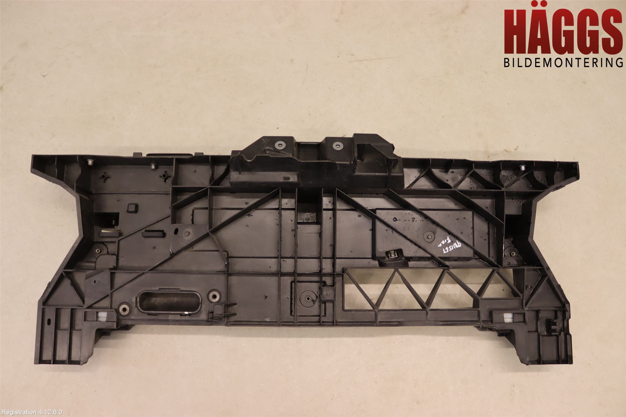 Peugeot EXPERT/E-EXPERT 17- Front Huvlåsplåt-Balk