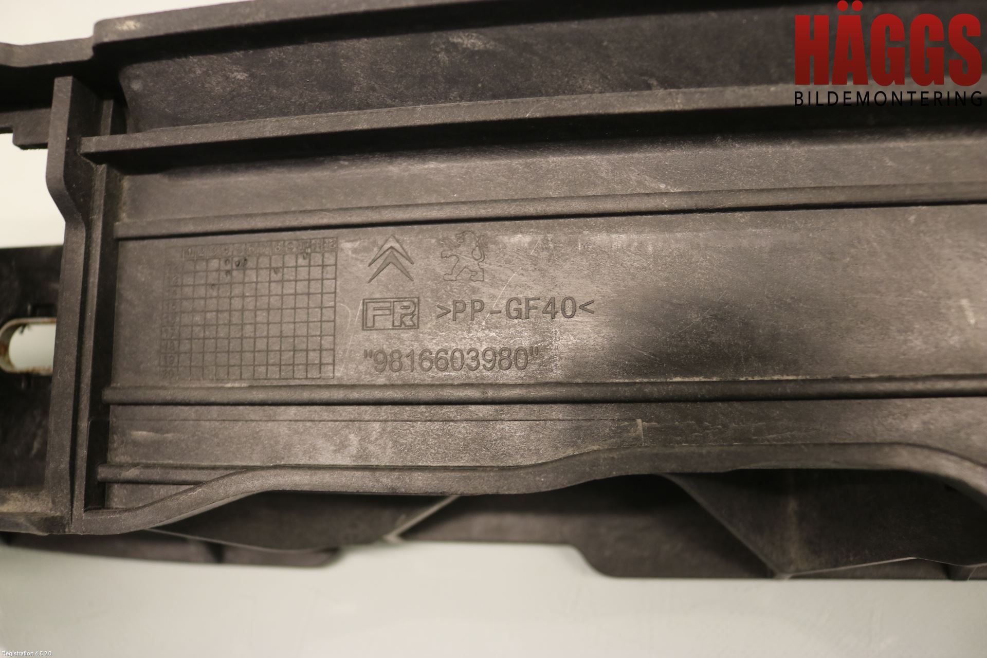 Peugeot 308 14-21 Front Huvlåsplåt-Balk