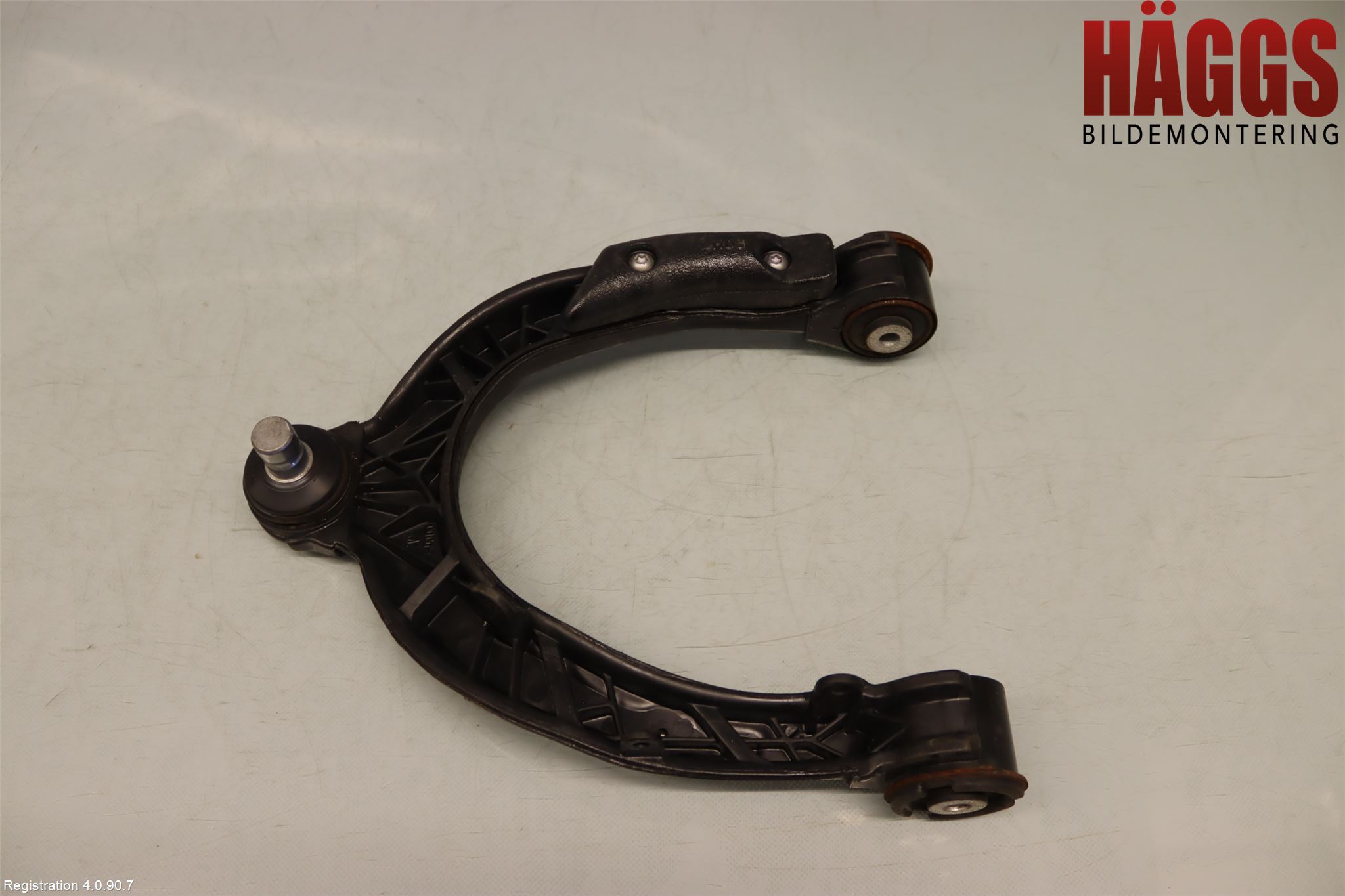 Tesla MODEL 3 17- Bärarm Fram Övre Vä