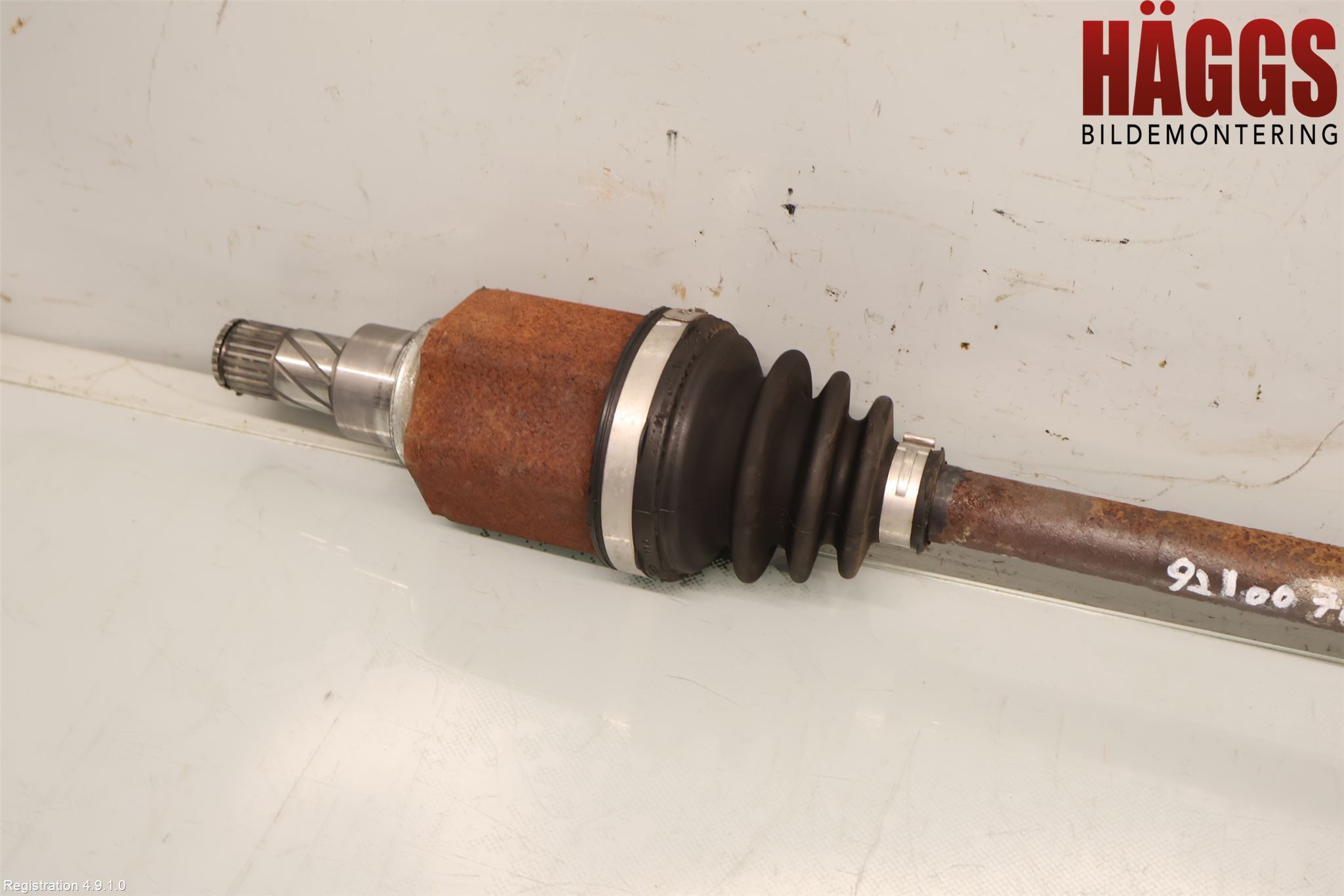 Nissan QASHQAI 14-17 Drivaxel Fram Vänster