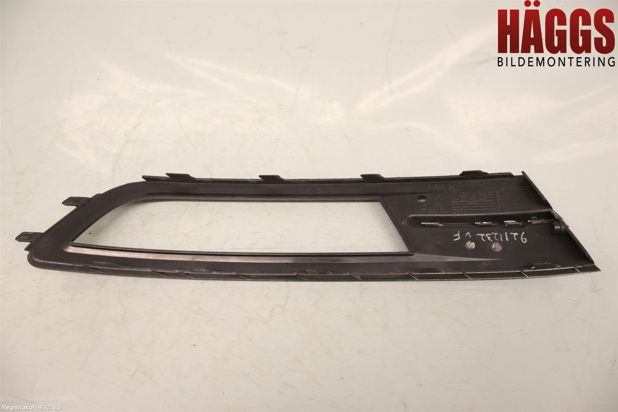 Volkswagen VW PASSAT 15-19 Dimljussarg Fram