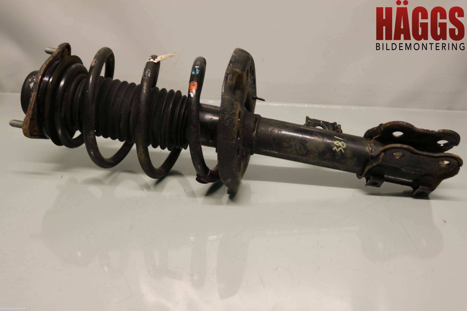 Hyundai i40 16-18 Fjäderben Fram Höger