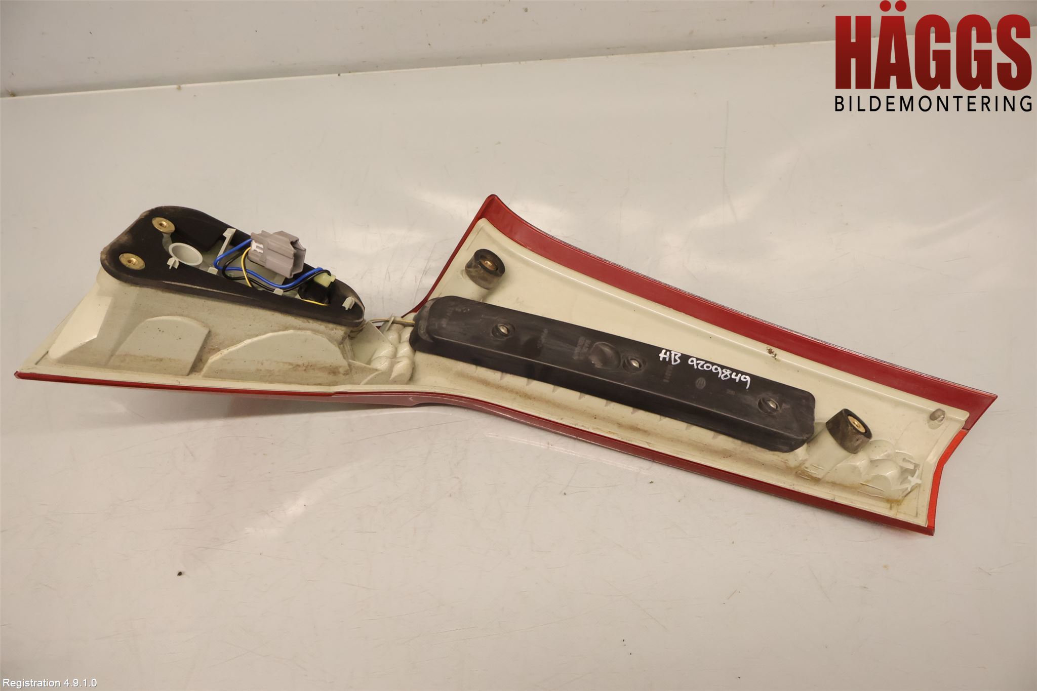 Volvo V70 08-13 Bakljus Lucka Hö