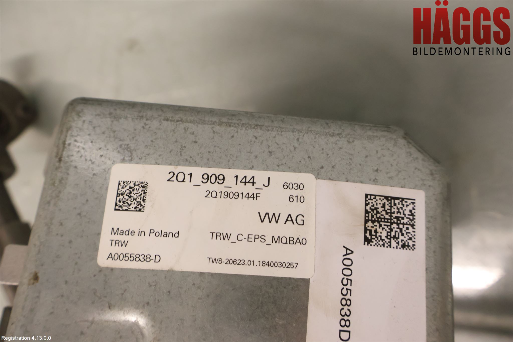 Volkswagen VW POLO VI 18->> Rattaxelagg Med Inb Servo