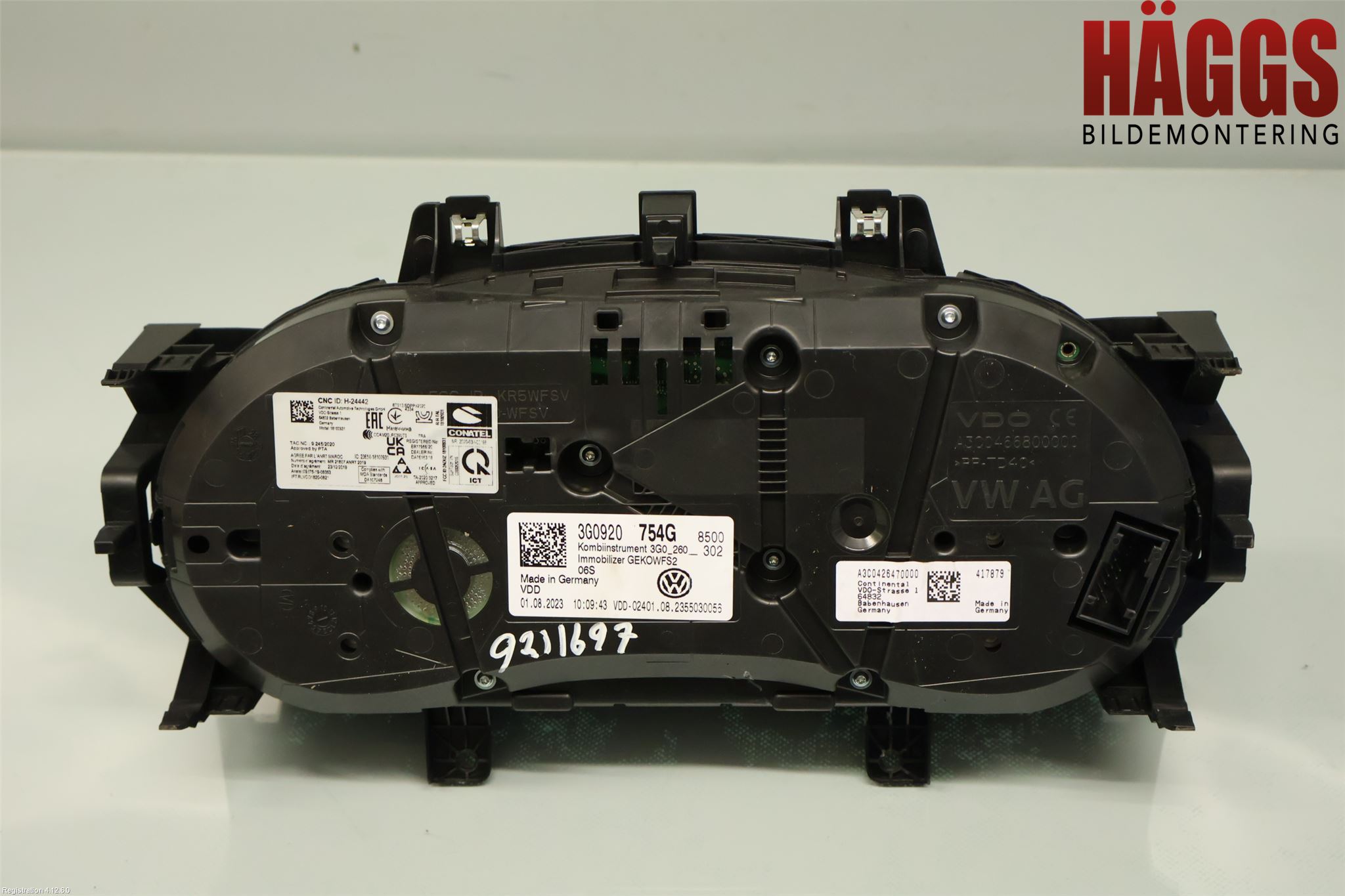 Volkswagen VW PASSAT 20-24 Instrument Komb