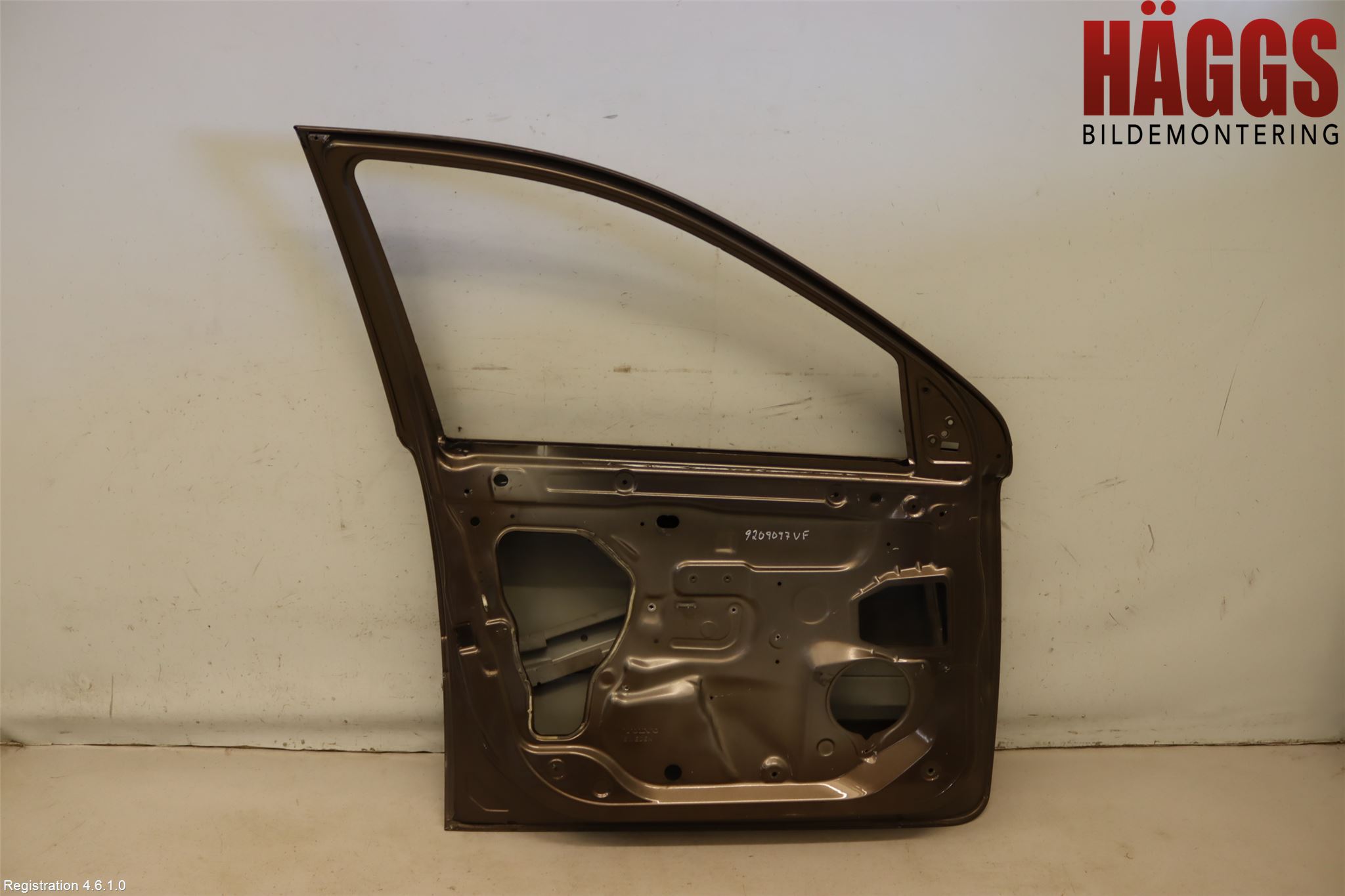 Volvo XC90 07-14 Dörr Fram Vänster