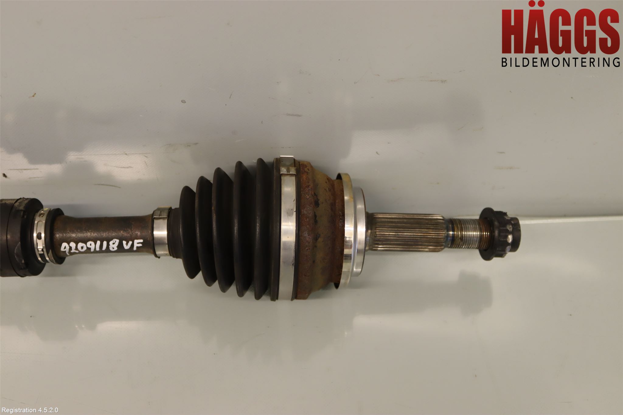 Lexus NX 300h 15-21 Drivaxel Fram Vänster