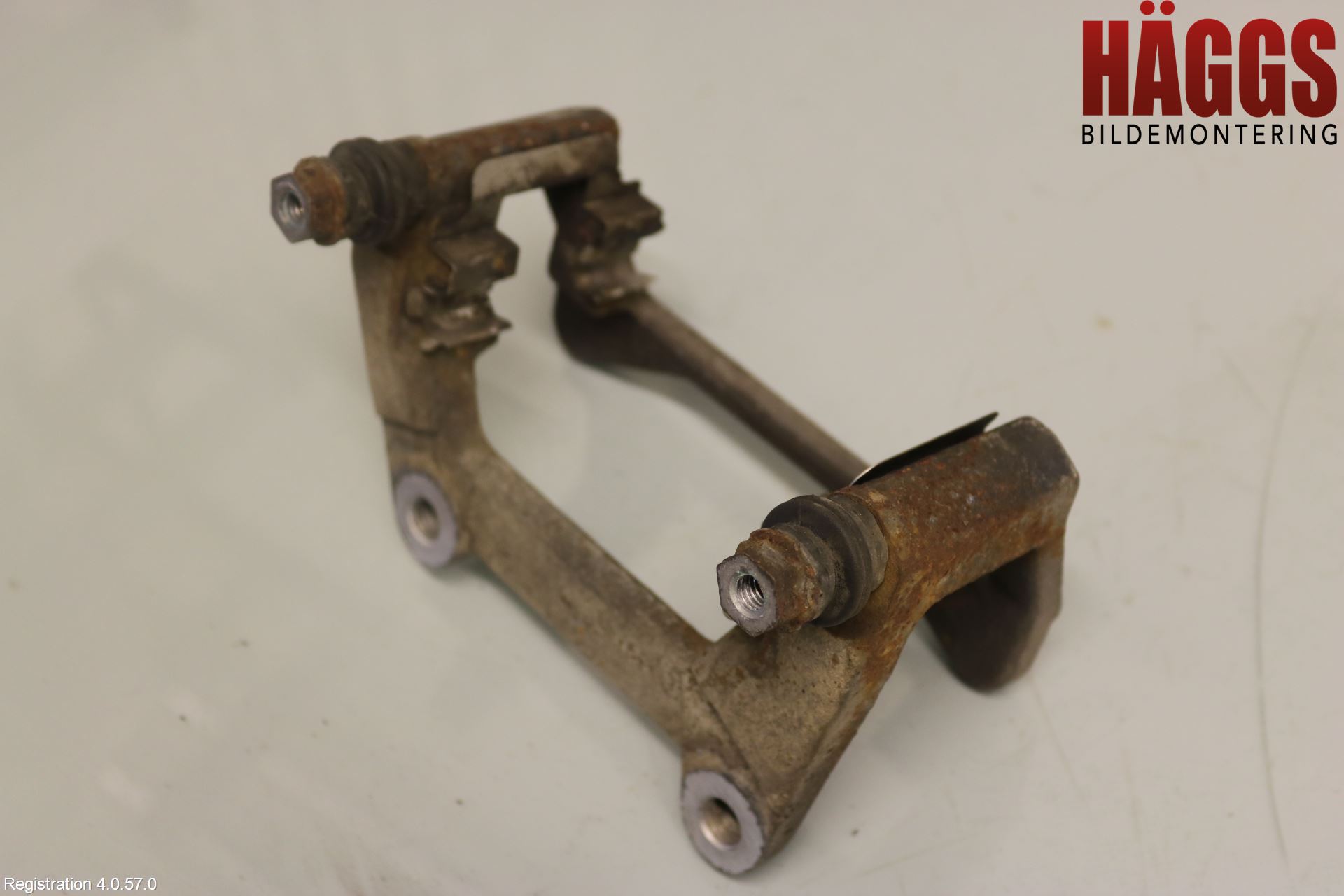 Audi A6 ALLROAD 12-18 Bromsokshållare