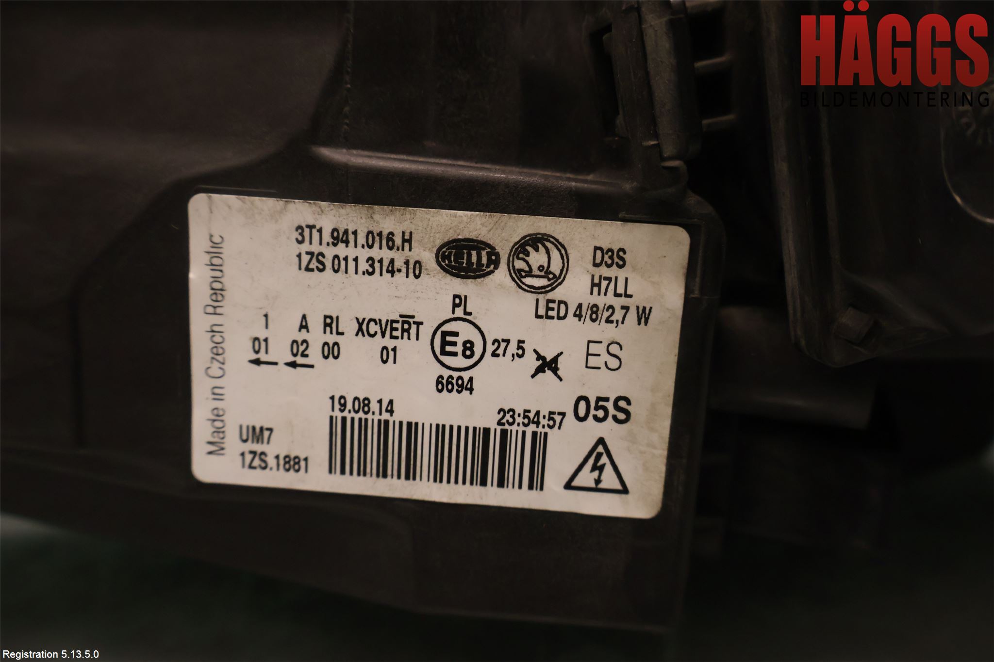 Skoda SUPERB 09-15 Strålkastare Höger