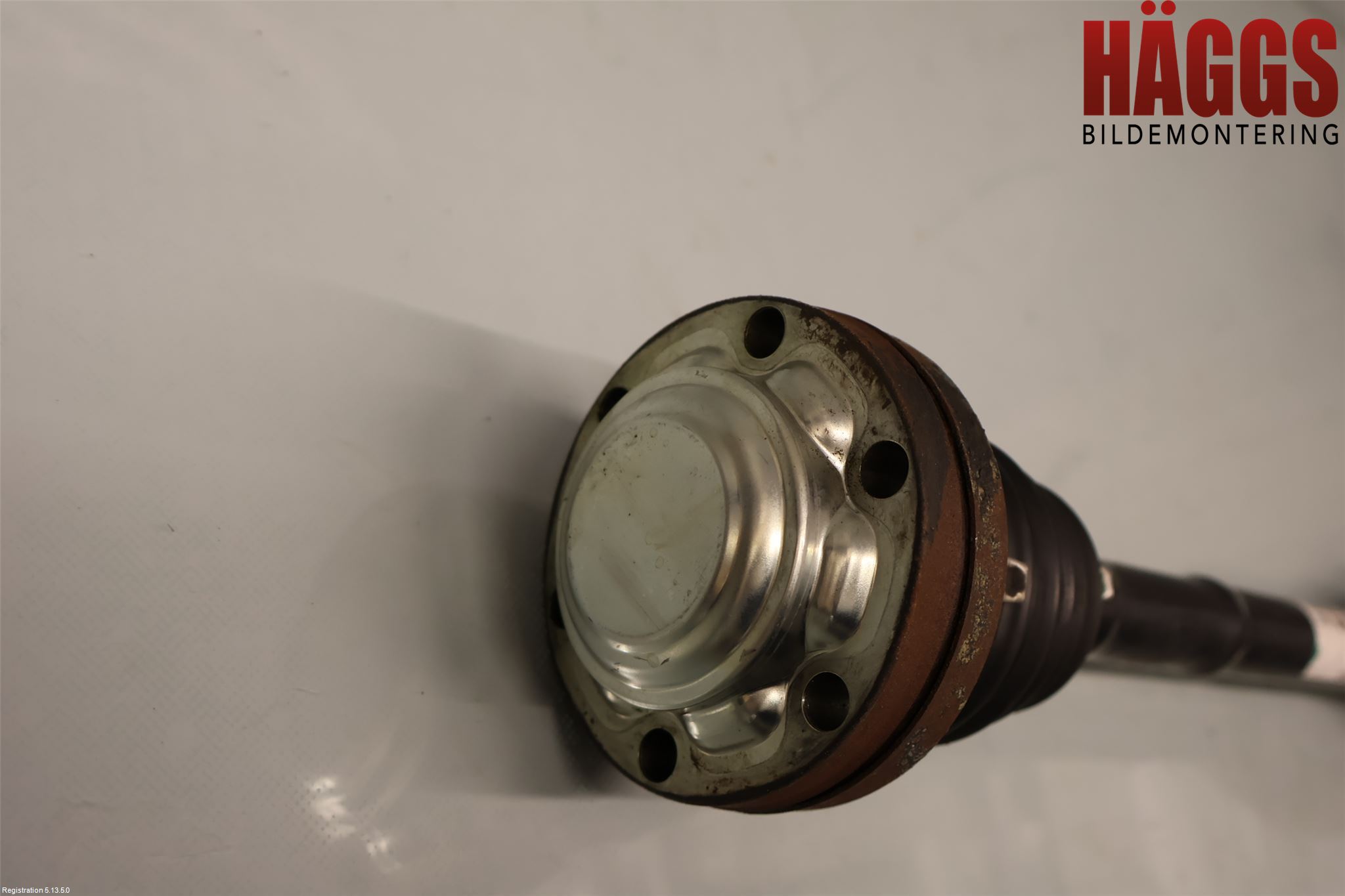 Volkswagen VW TRANSP/CARAVELLE (T5) 04-15 Drivaxel Bak Vänster