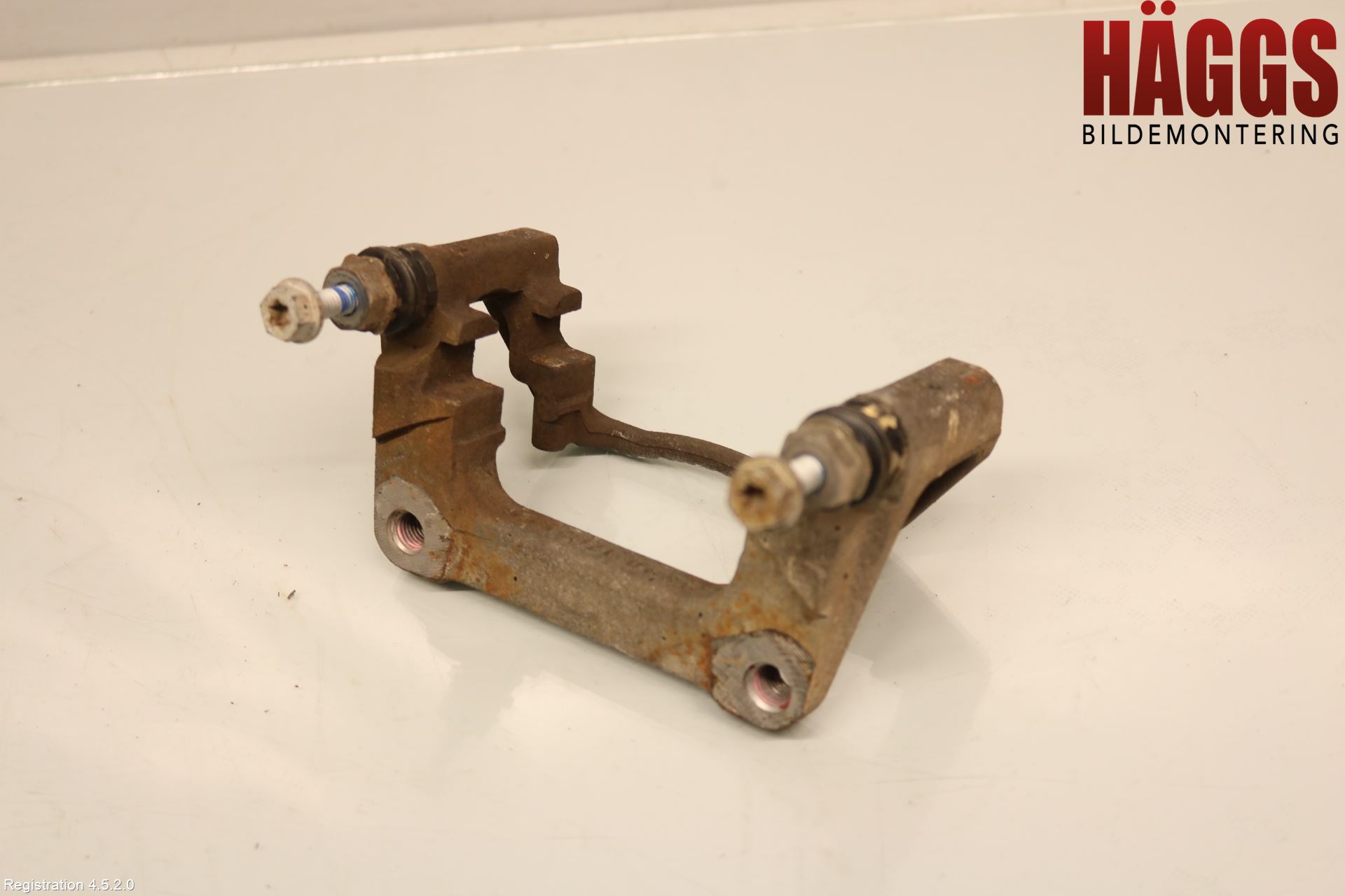 Peugeot EXPERT/E-EXPERT 17- Bromsokshållare