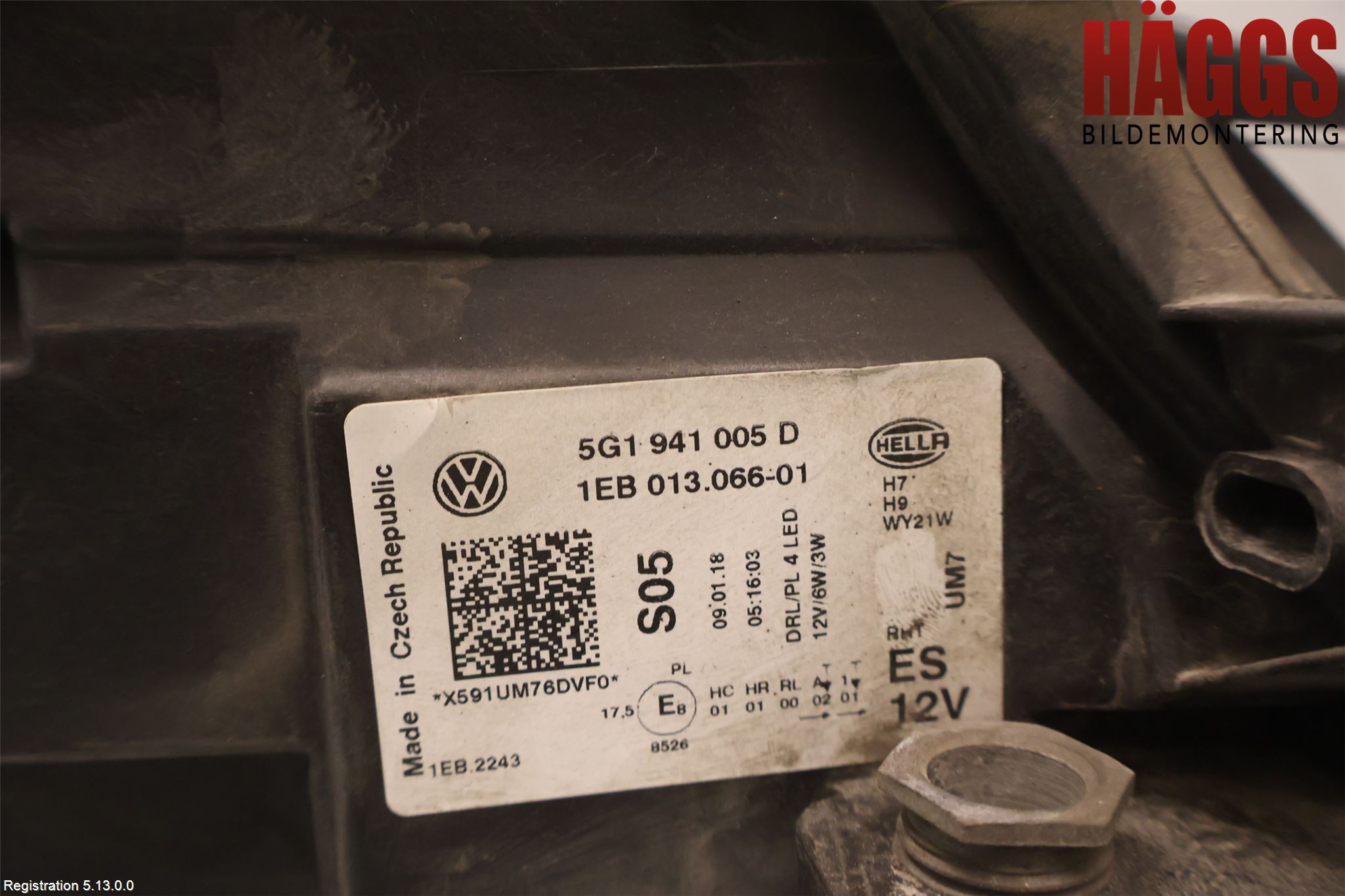 Volkswagen VW GOLF / E-GOLF VII 13-20 Strålkastare Vänster