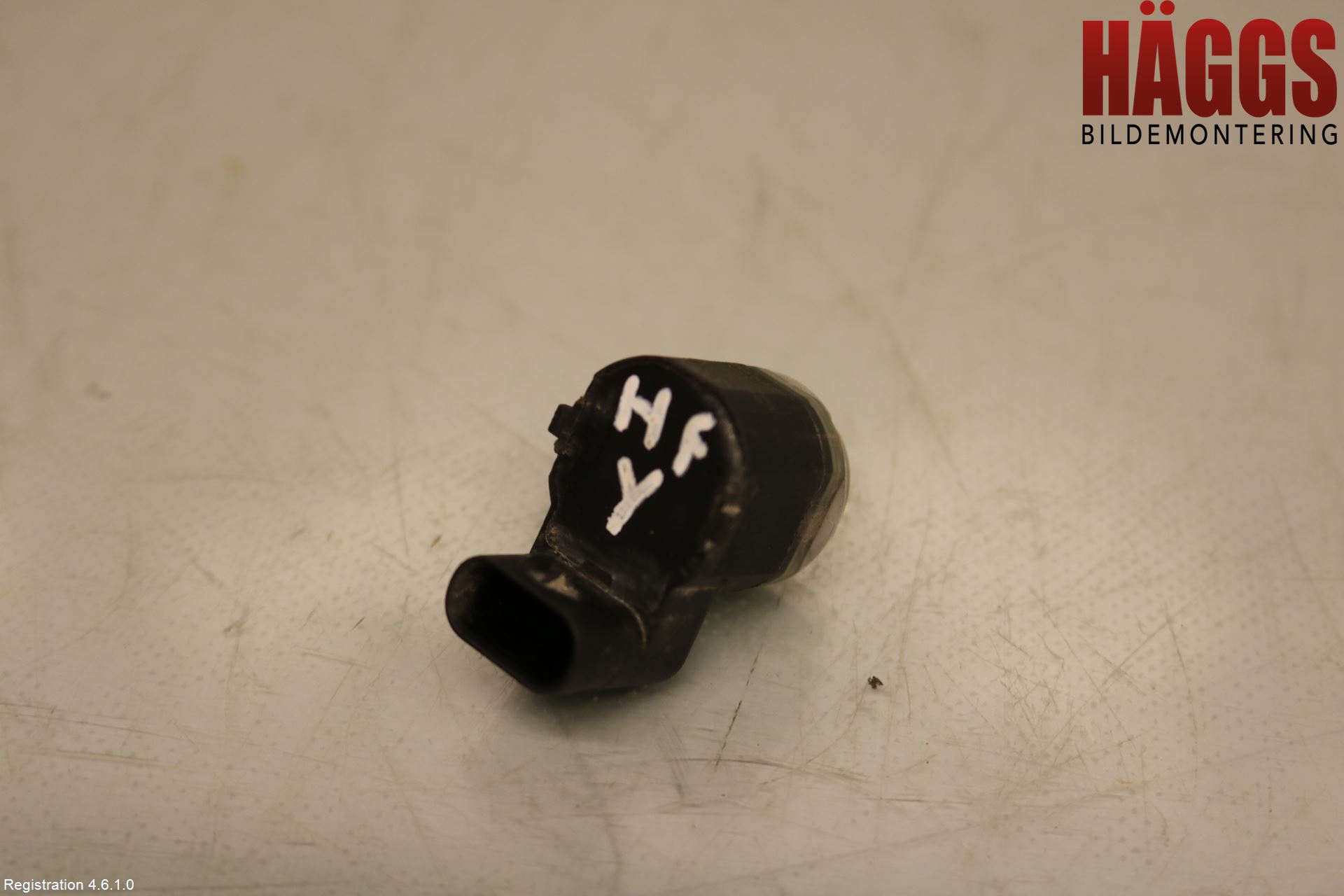 Audi A4/S4 08-11 Parkeringshjälp Frontsensor