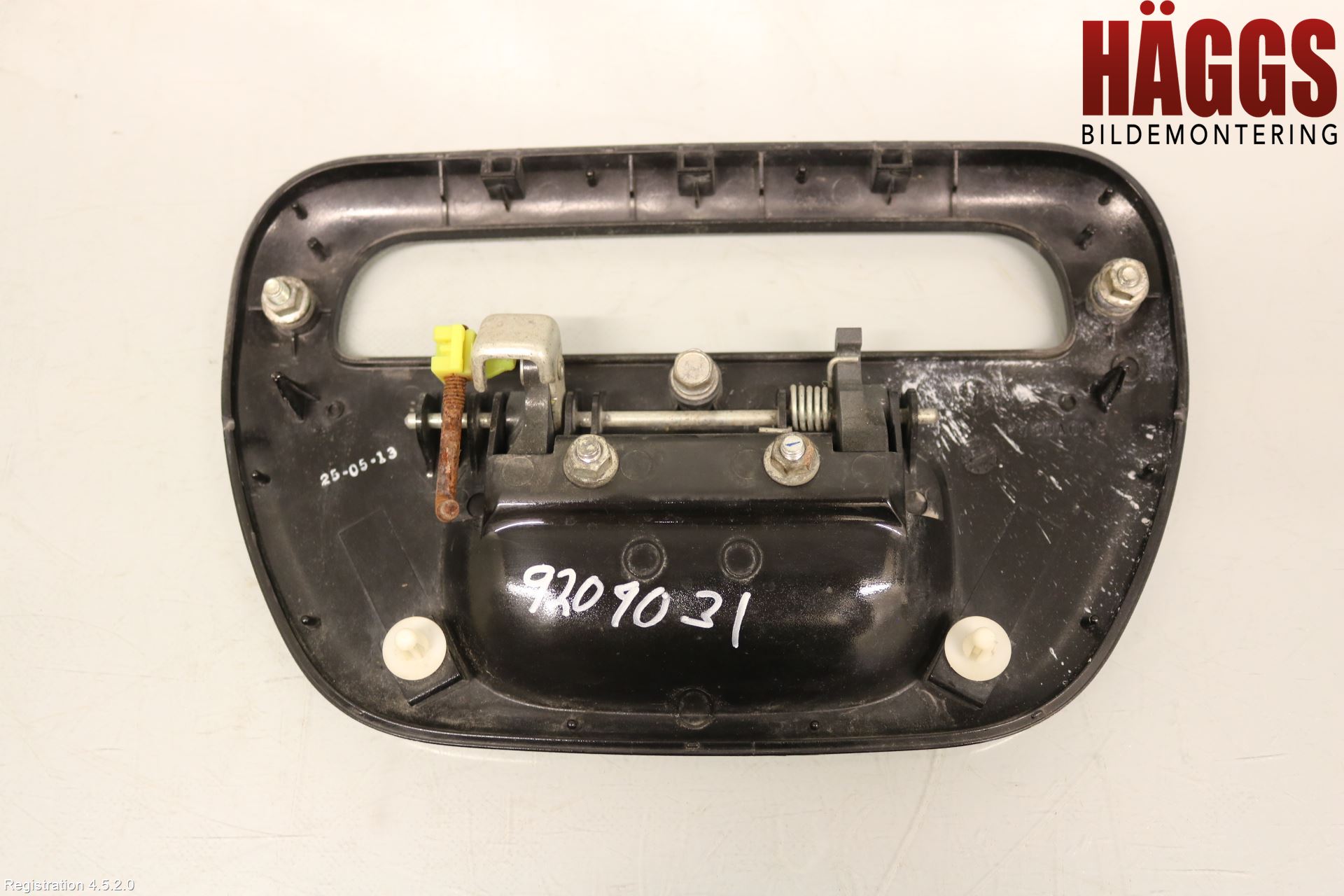 Mitsubishi L200 06-15 Bakluckehandtag